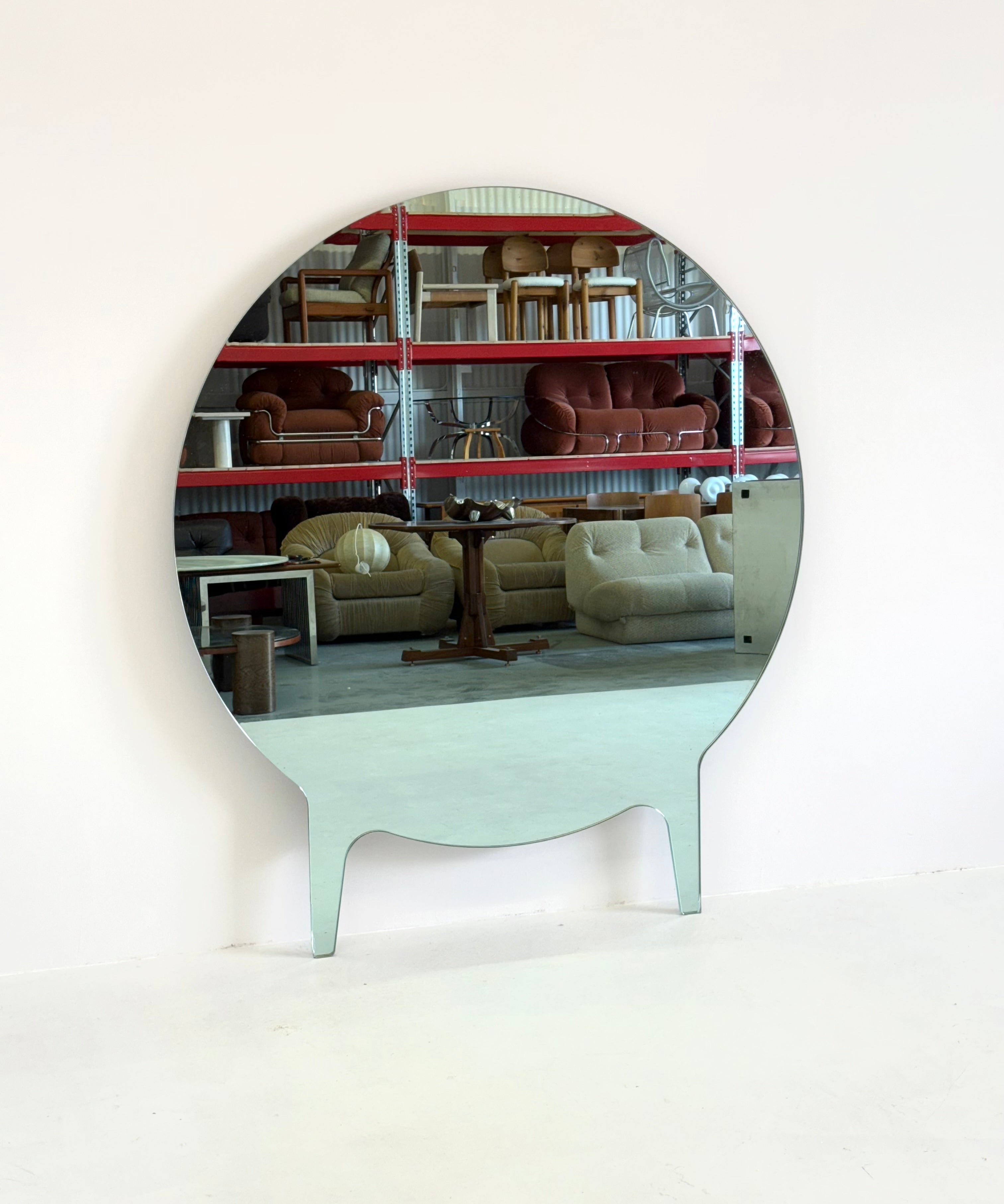 XL_large_round_MIR_mirror_designed_by_Roderick_Vos