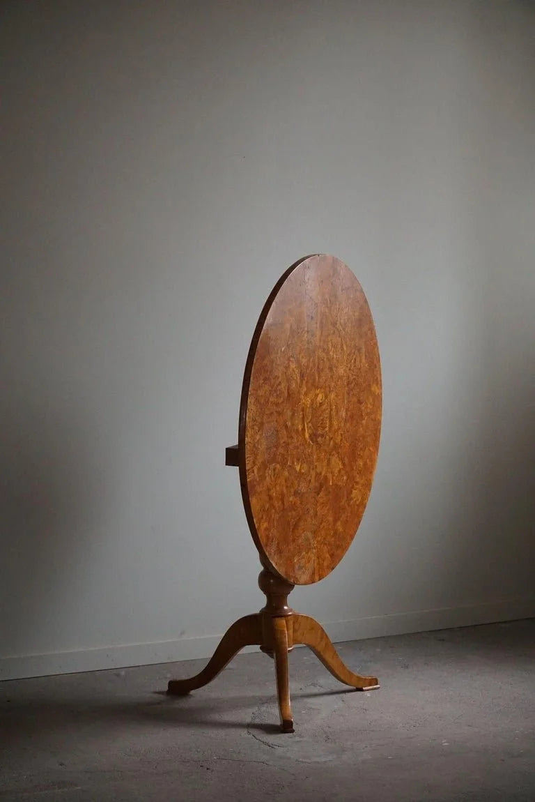 A_Round_Antique_Swedish_Folding_Table_in_Burl_Wood,_Early_19th_Century