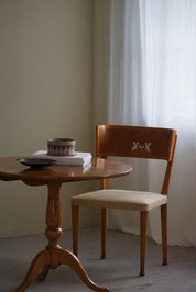 A_Round_Antique_Swedish_Folding_Table_in_Burl_Wood,_Early_19th_Century