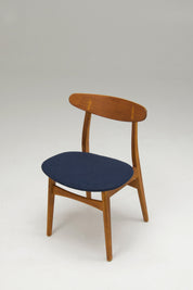 Set_of_4_Ch30_Dining_Chairs_Hans_J._Wegner