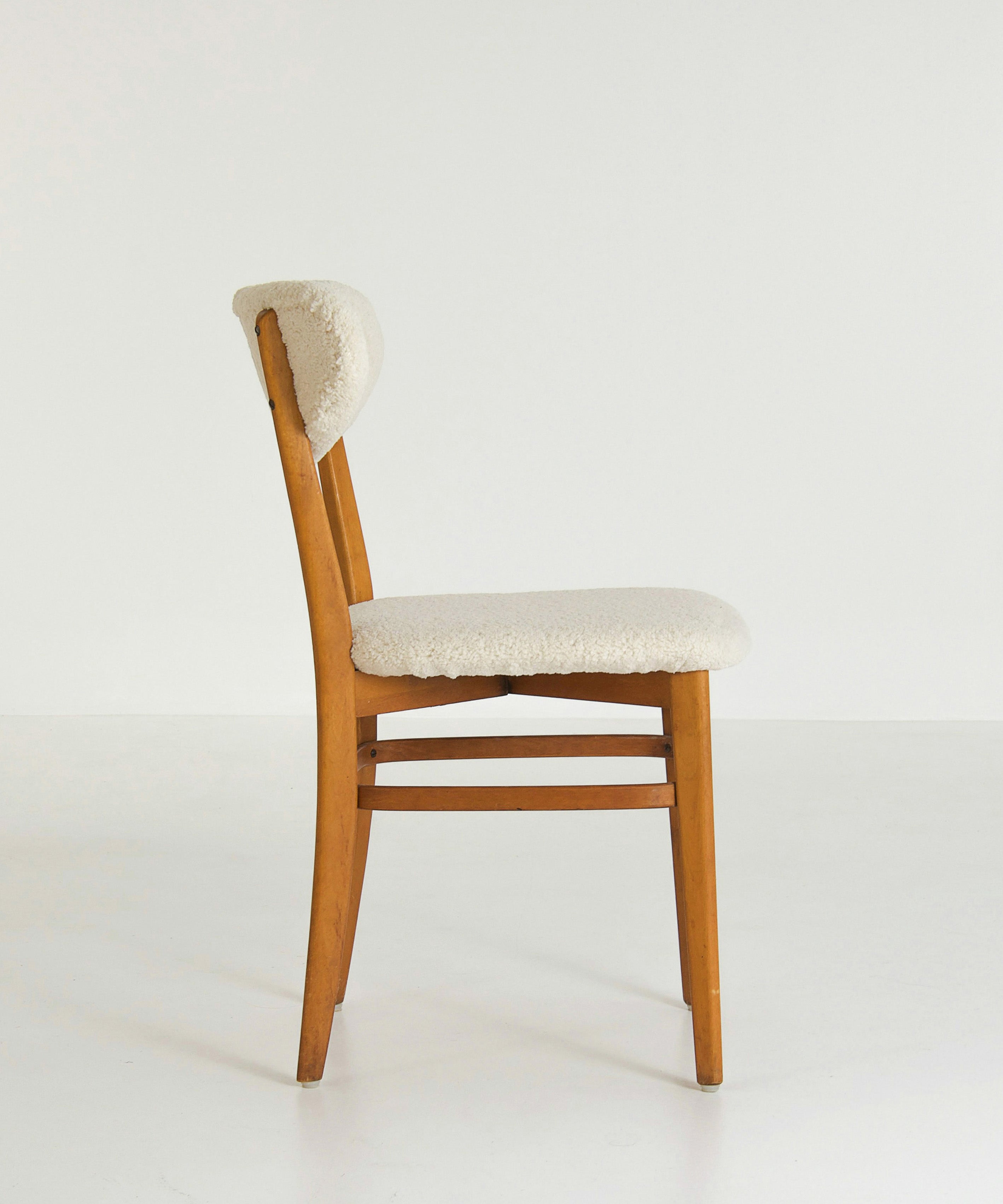 A_Set_of_4_Dining_Chairs_from_the_'Triva'_Series