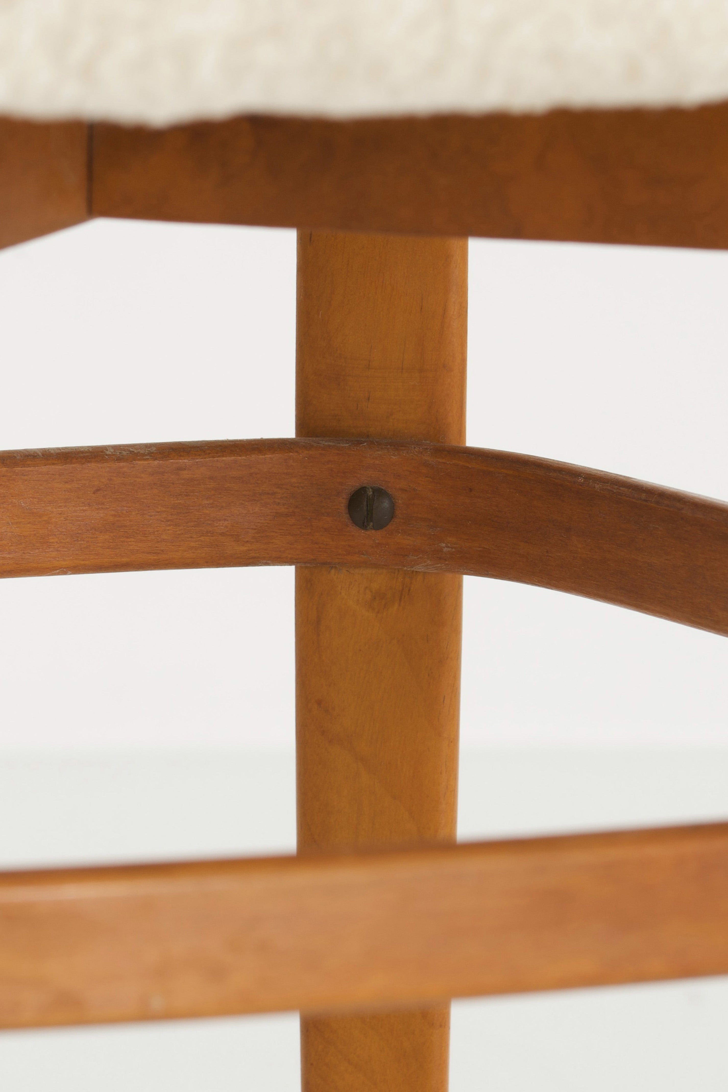 Set_of_4_Dining_Chairs_from_the_Triva_Series