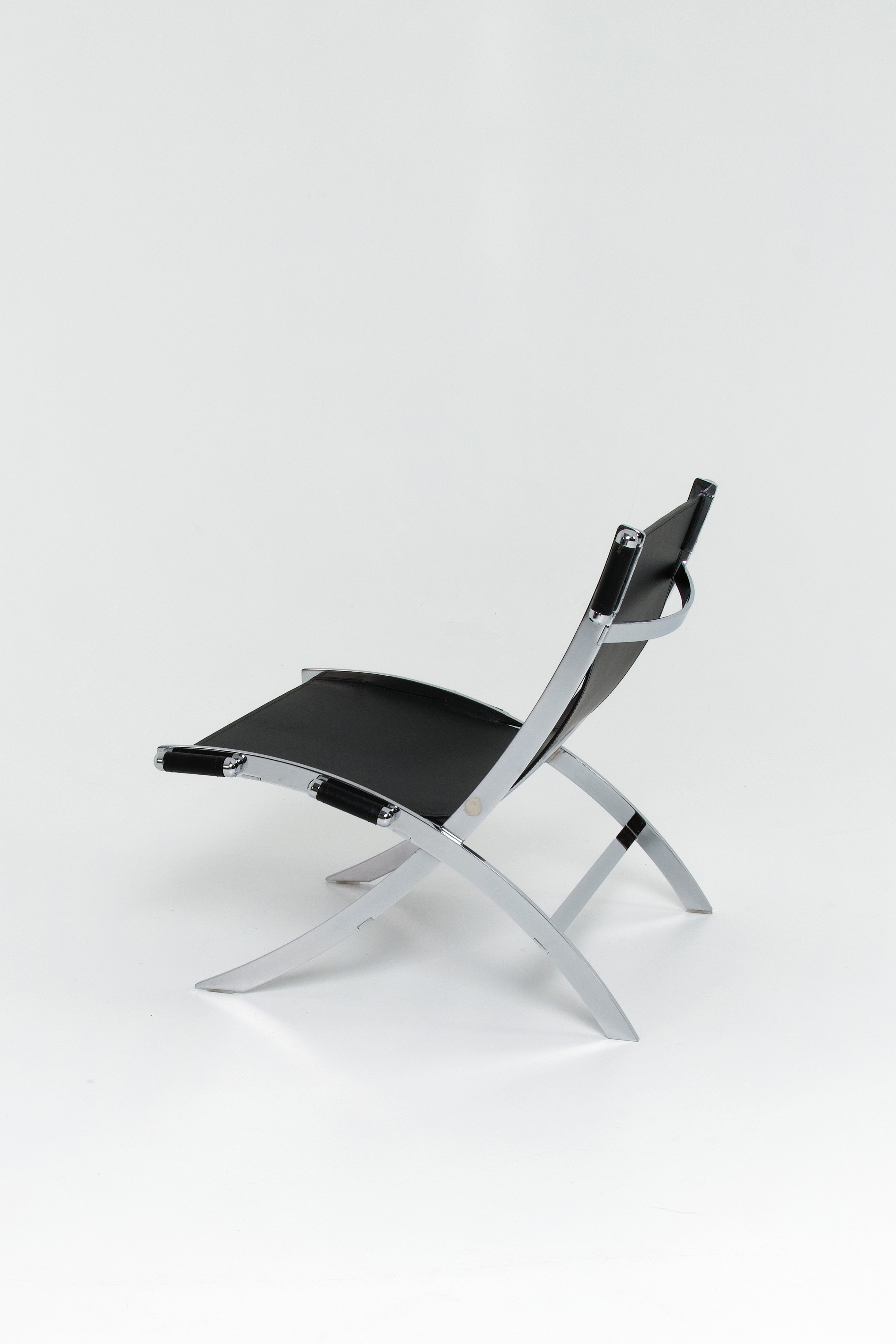 Set_of_2_Scissor_Chairs_by_Paul_Tuttle_&_Antonio_Citterio