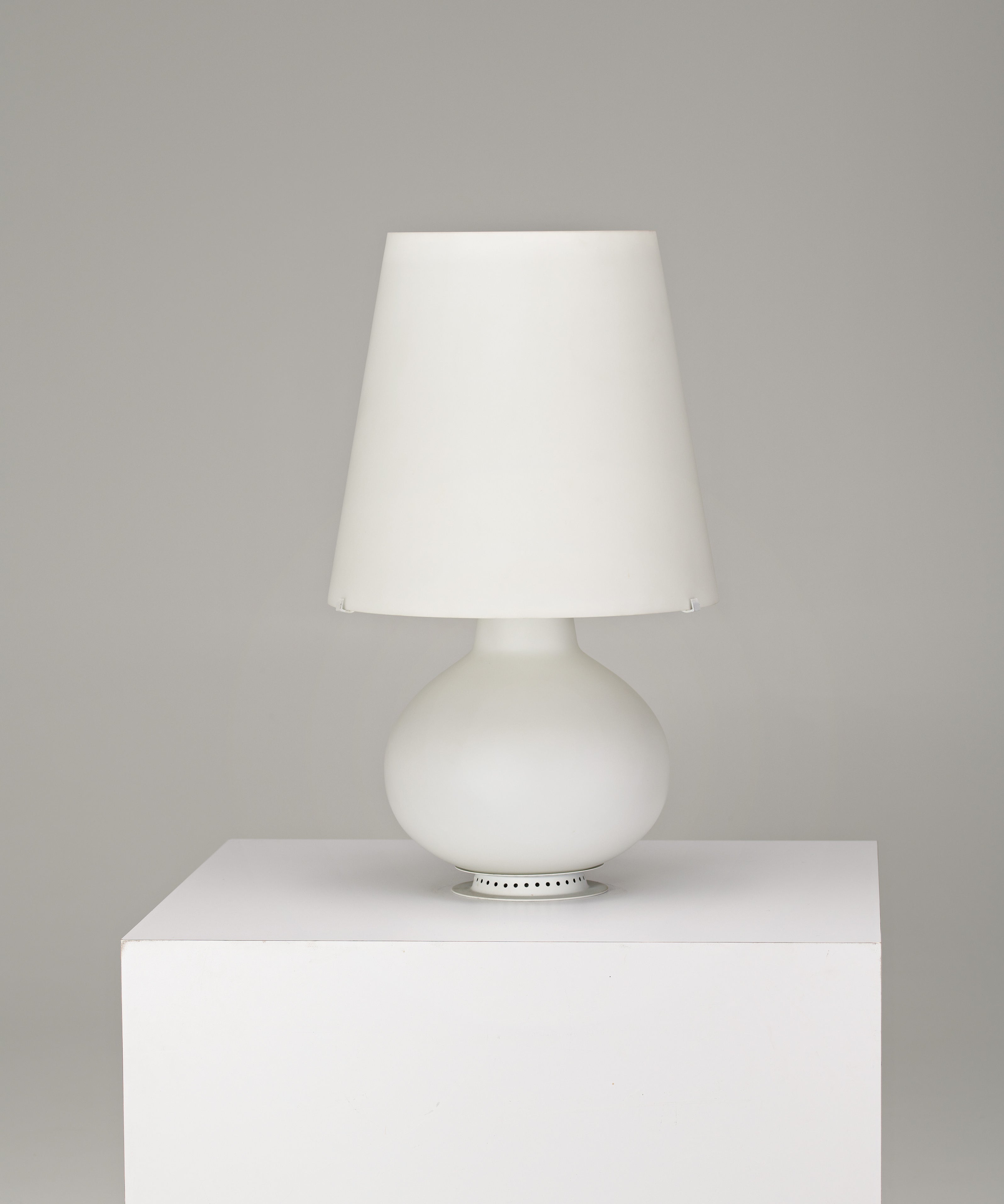 XXL_1853_Table_Lamp_by_Max_Ingrand