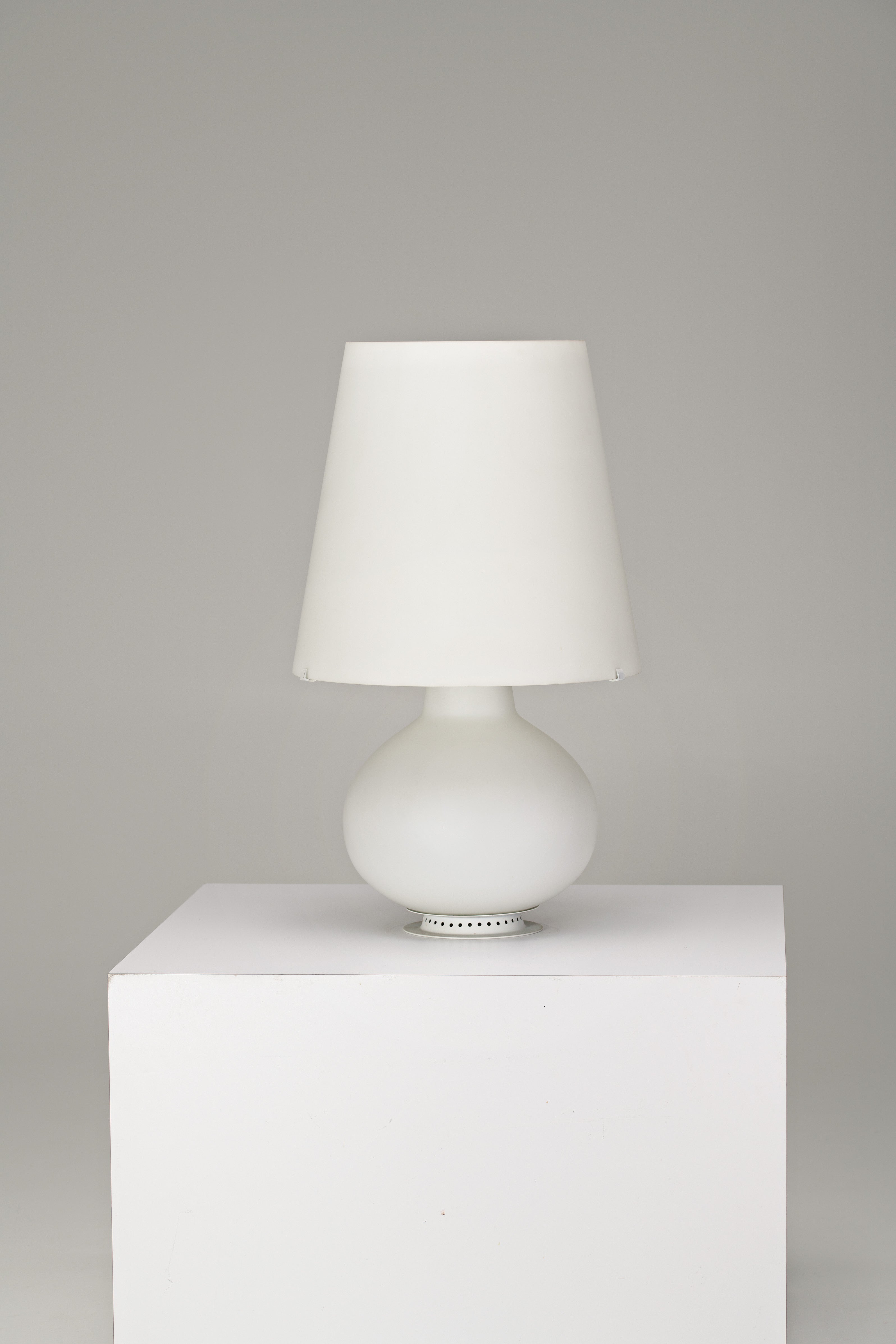 XXL_1853_Table_Lamp_by_Max_Ingrand