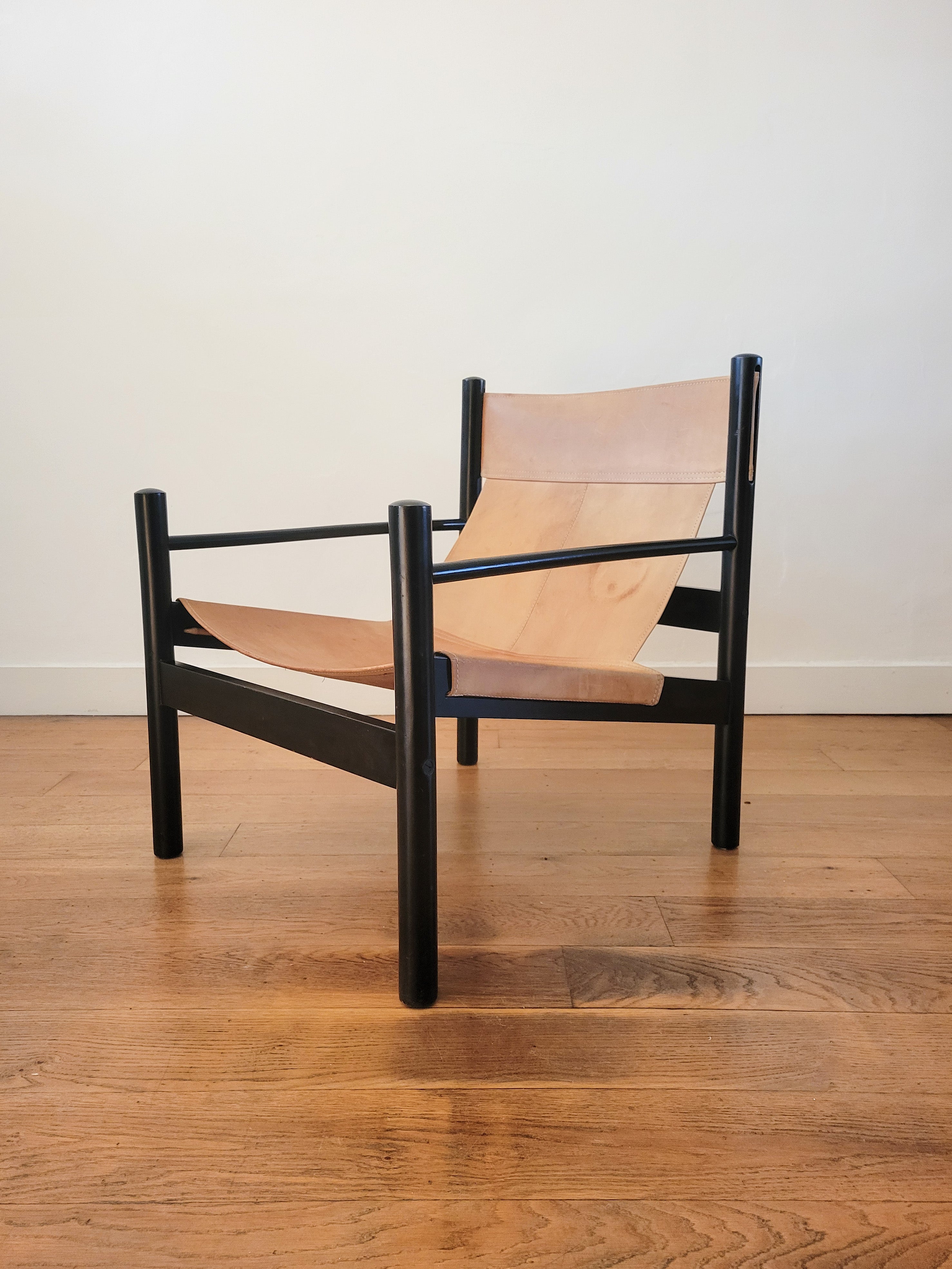 Abel_Gonzalez_Safari_sling_lounge_chair,_1960s