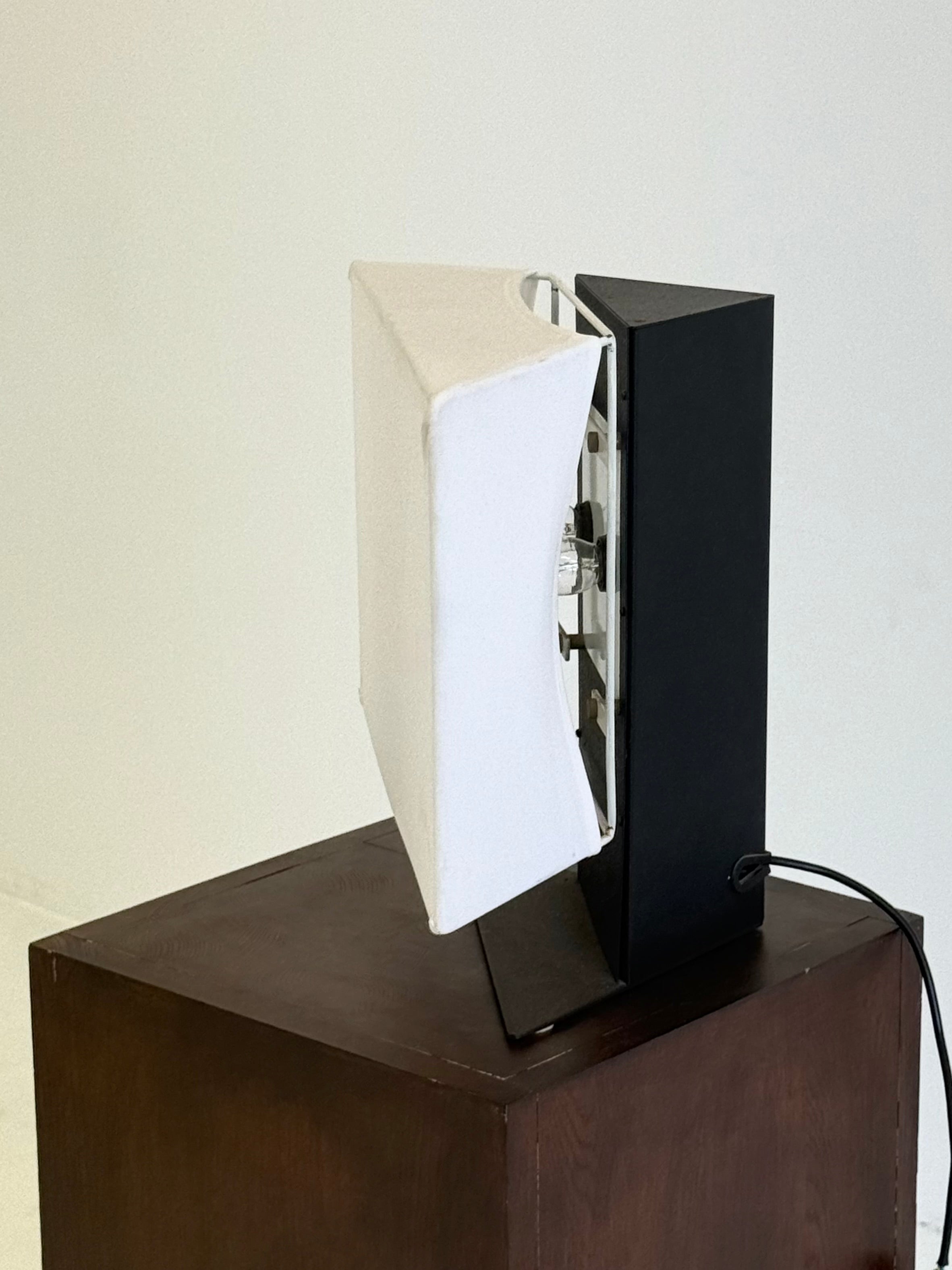 1978_Accademia_Table_Lamp_by_Cini_Boeri_for_Artemide,_Italy