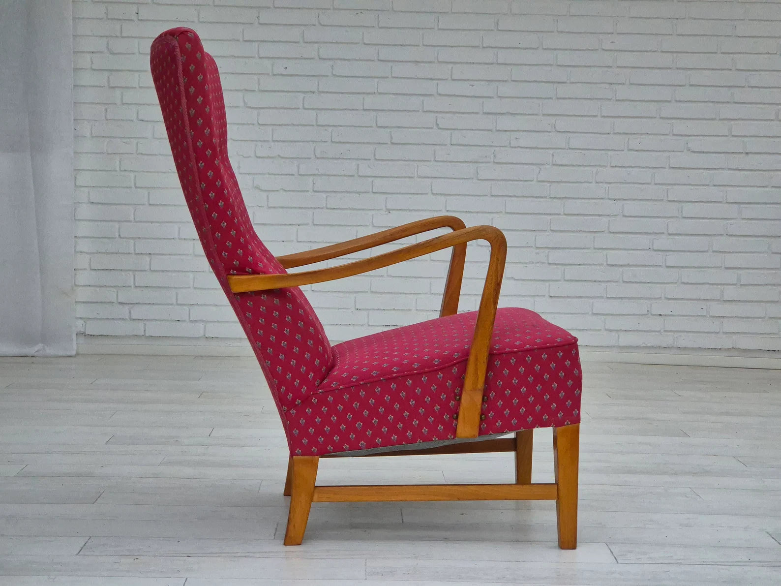 Danish_Ash_Wood_Chair,_1970s,_Denmark