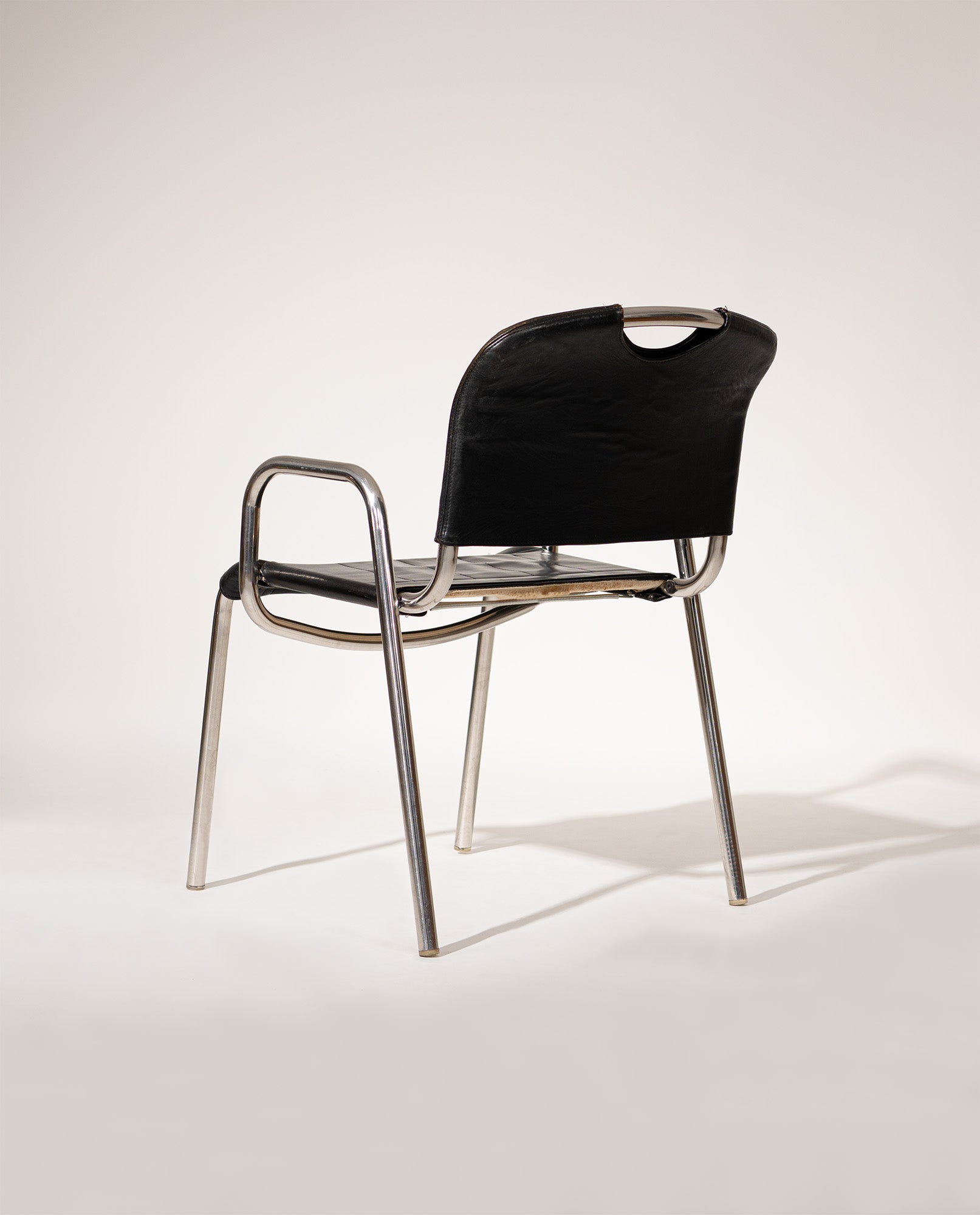 Set_of_2_Achille_Castiglioni_Castiglia_Chairs,_1968,_Zanotta