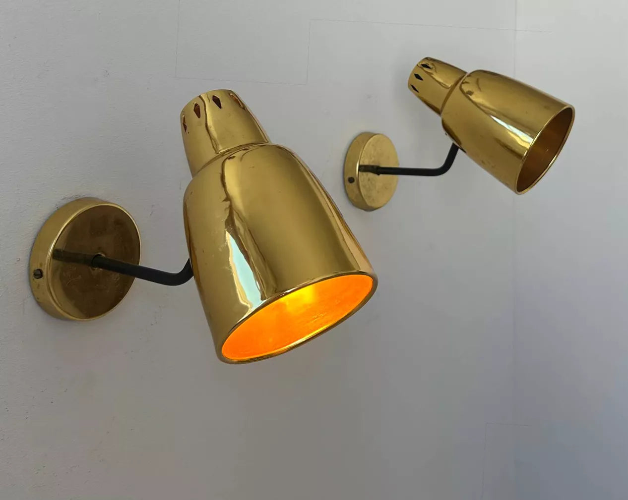 Adjustable_Brass_Wall_Sconces,_France_1960s