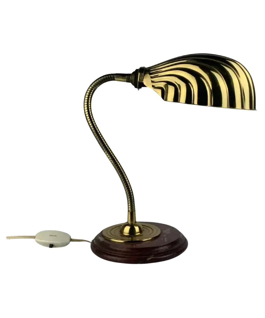 Adjustable_Clam_Shell_Table_Lamp_in_the_Style_of_Tommaso_Barbi,_1970s,_Italy