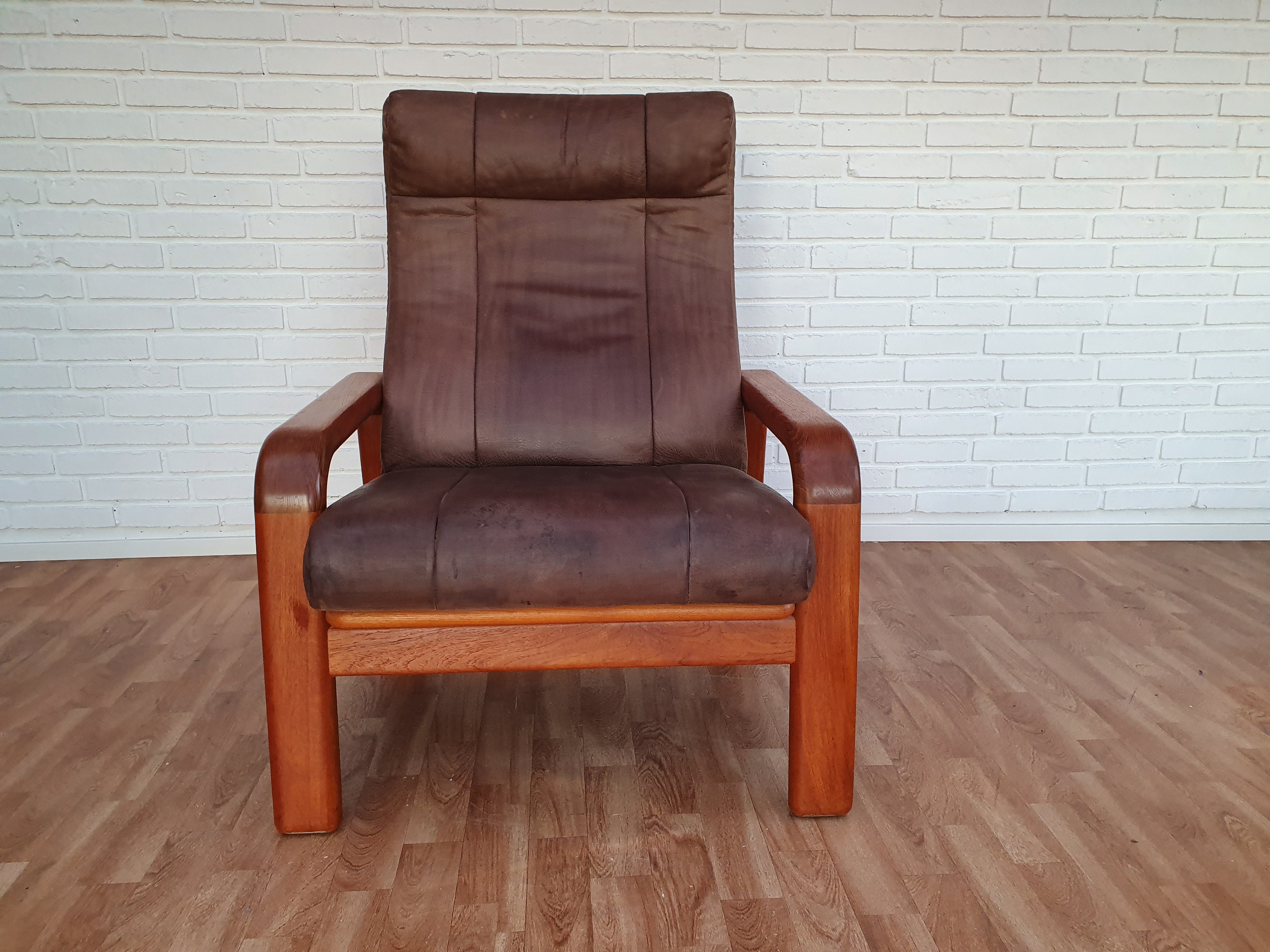 Adjustable_Lounge_Chair_by_HS_Design_circa_1980_Denmark