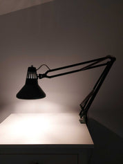 Adjustable_Green_Swing_Arm_Desk_Lamp,_1970s,_Slovenia