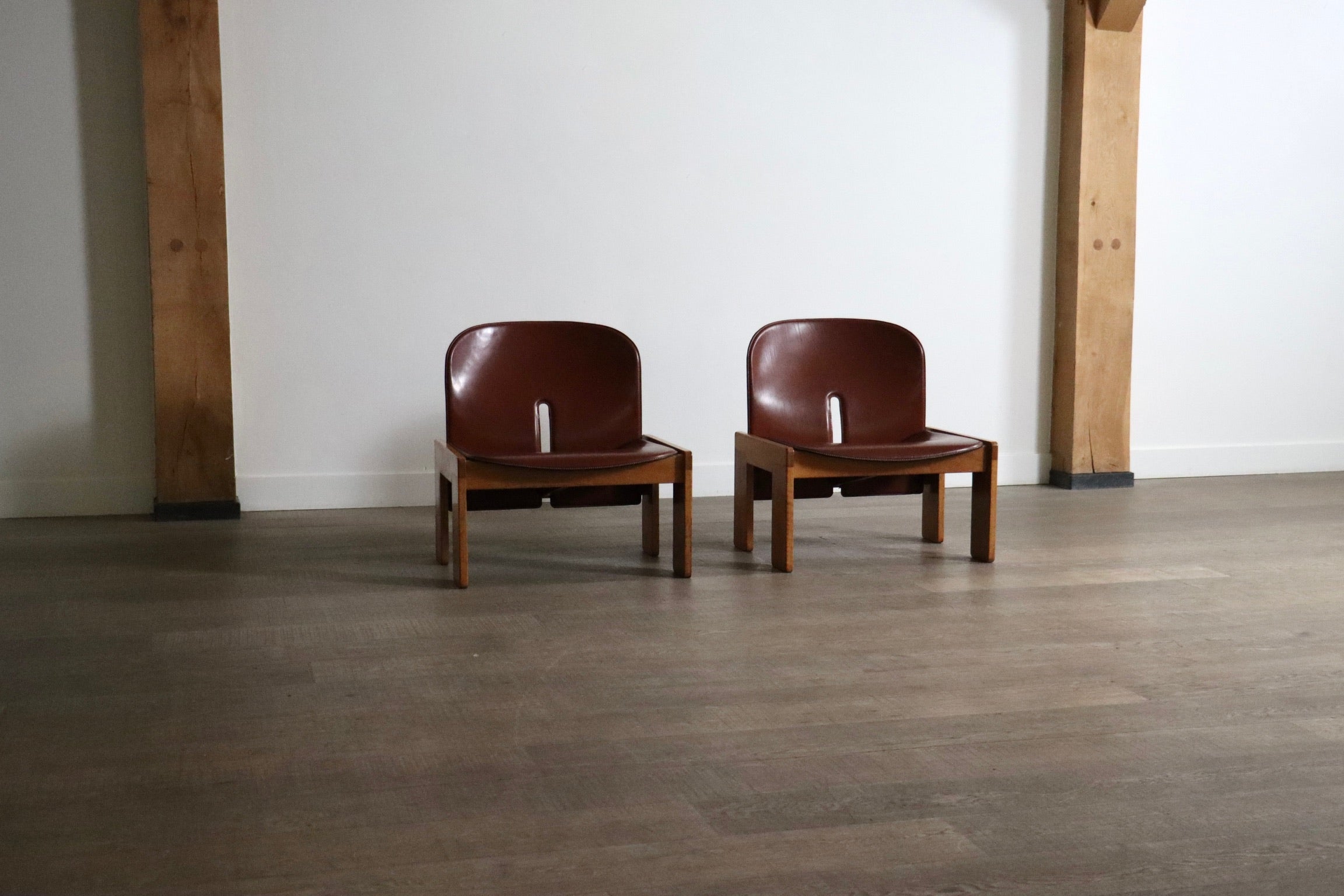 Set_of_2_Afra_and_Tobia_Scarpa_Model_925_Easy_Chairs_for_Cassina,_Italy_1970s