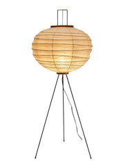 Akari_10DA_Floor_Lamp,_Isamu_Noguchi,_Paper_&_Bamboo,_1950s,_Japan