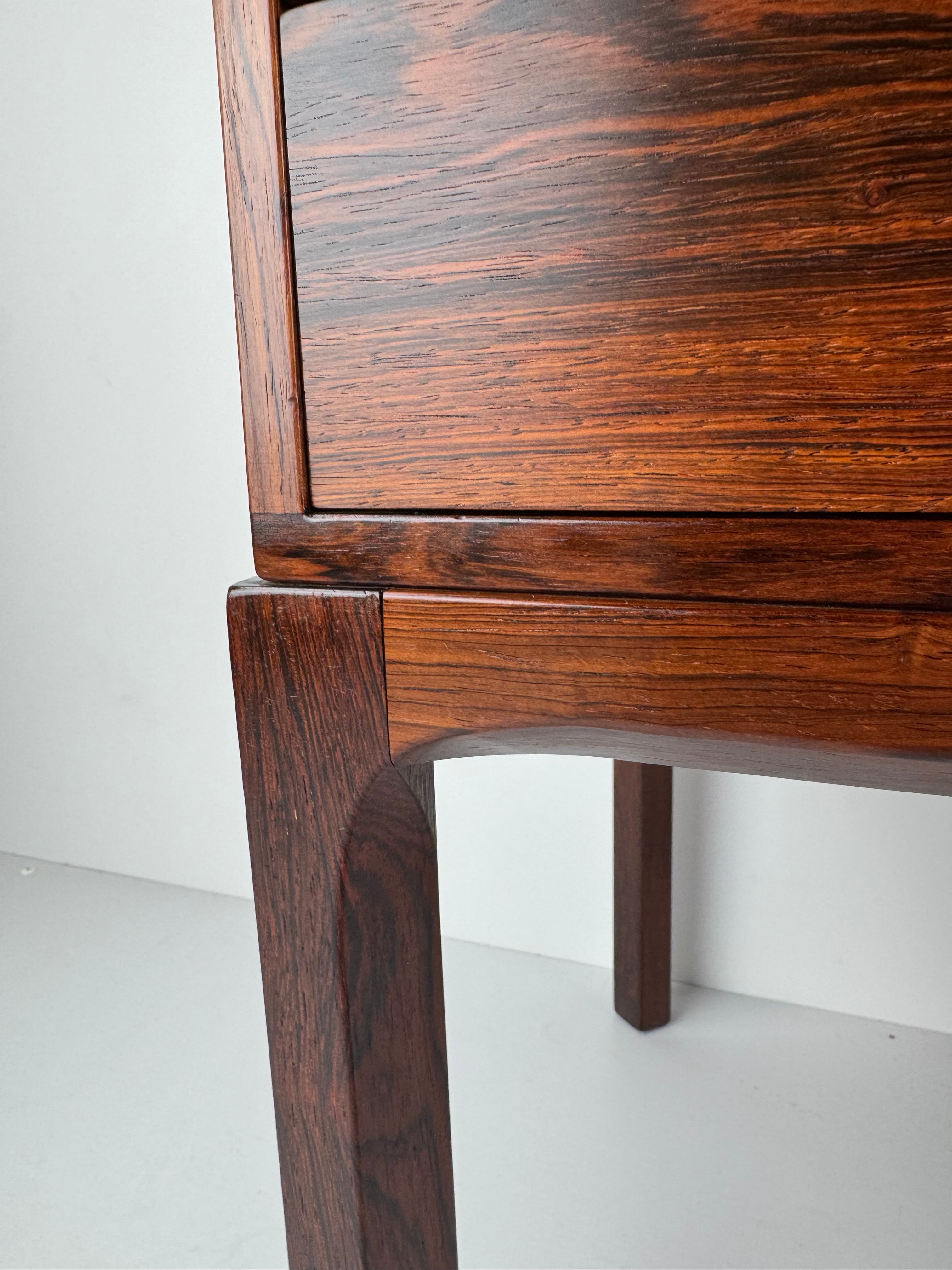 Set_of_Aksel_Kjersgaard_Model_394_dresser_and_Model_168_mirror