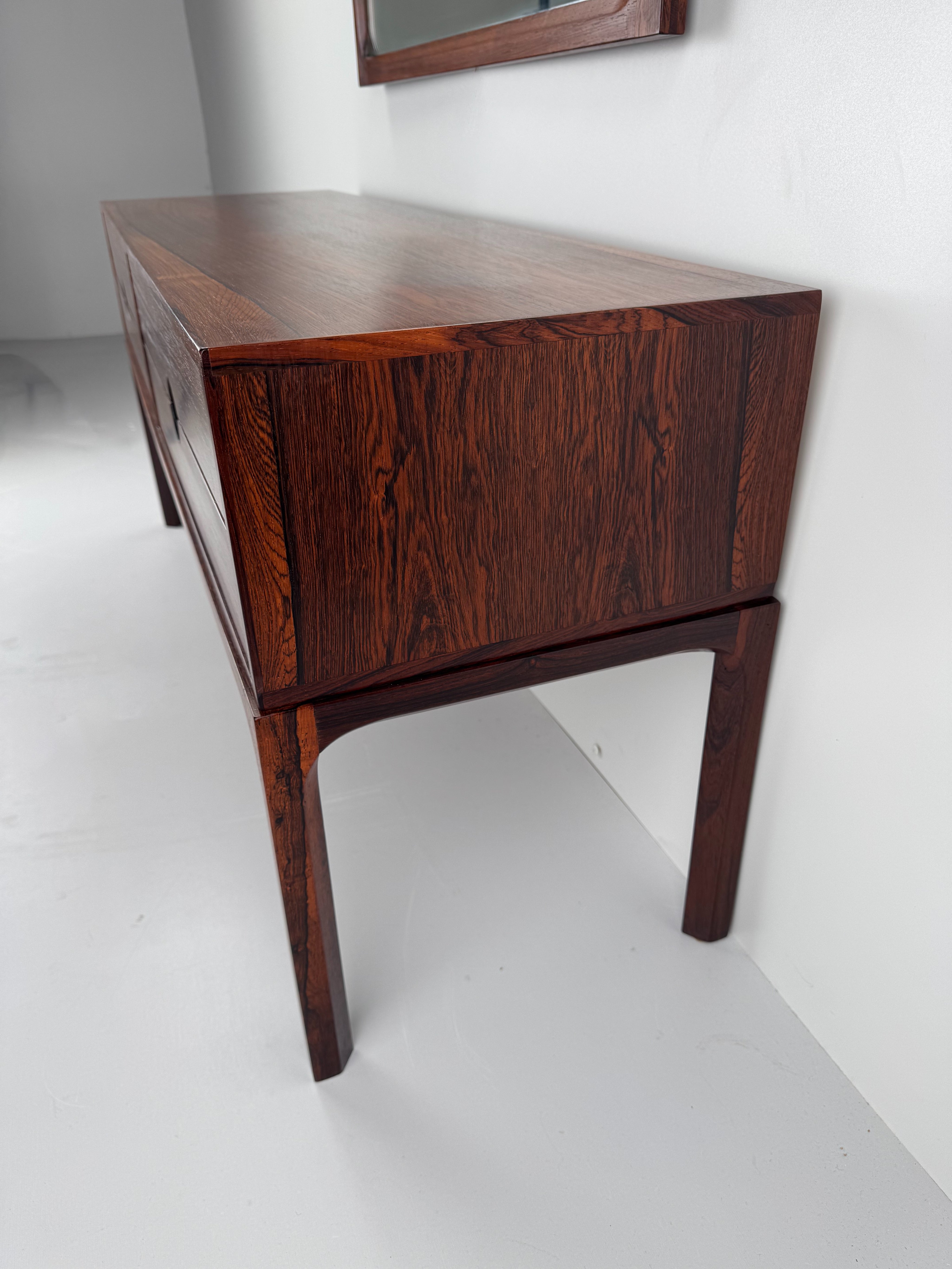 Set_of_Aksel_Kjersgaard_Model_394_dresser_and_Model_168_mirror