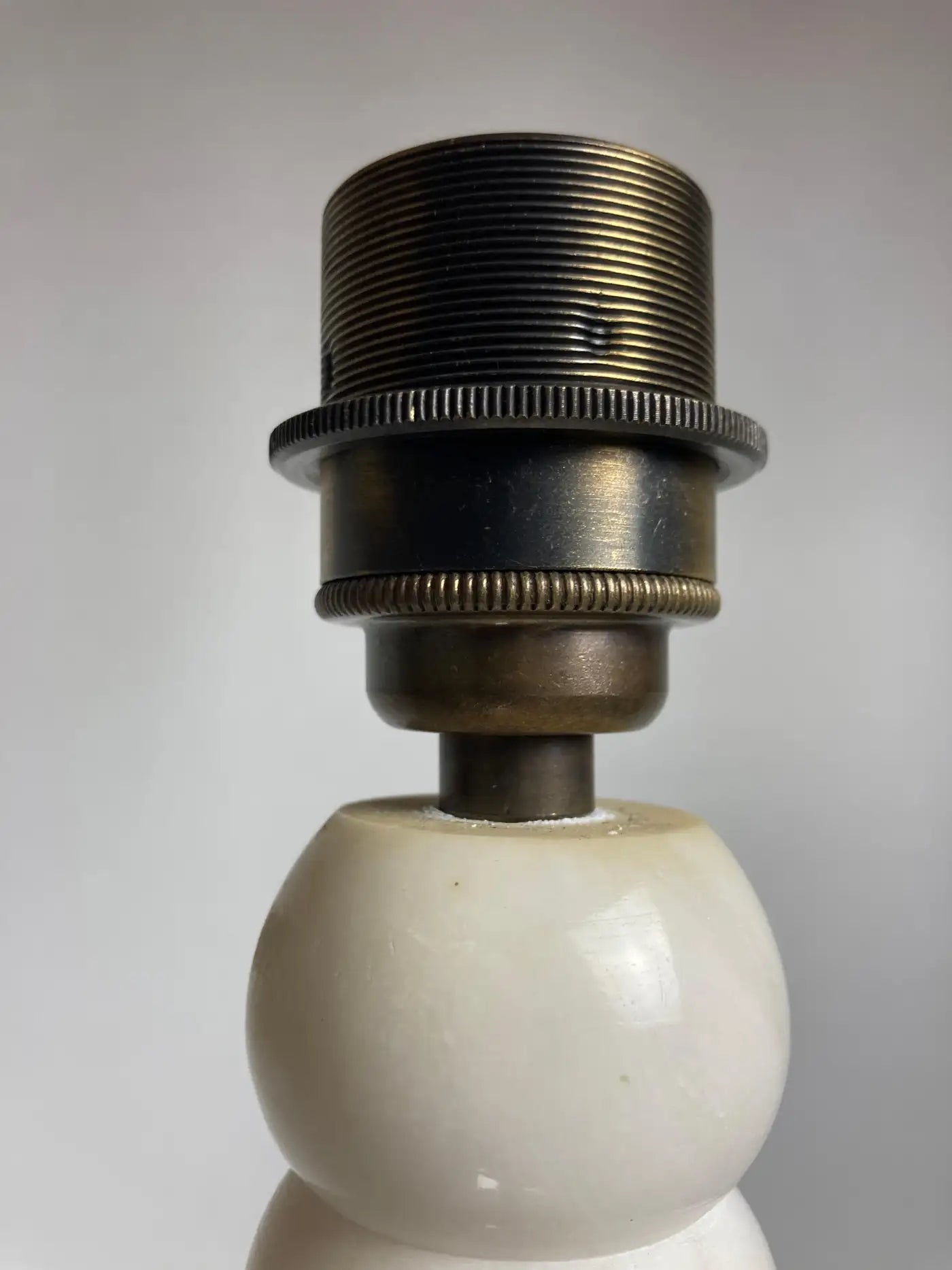 Alabaster_Floor_Lamp,_1950s–1960s,_France