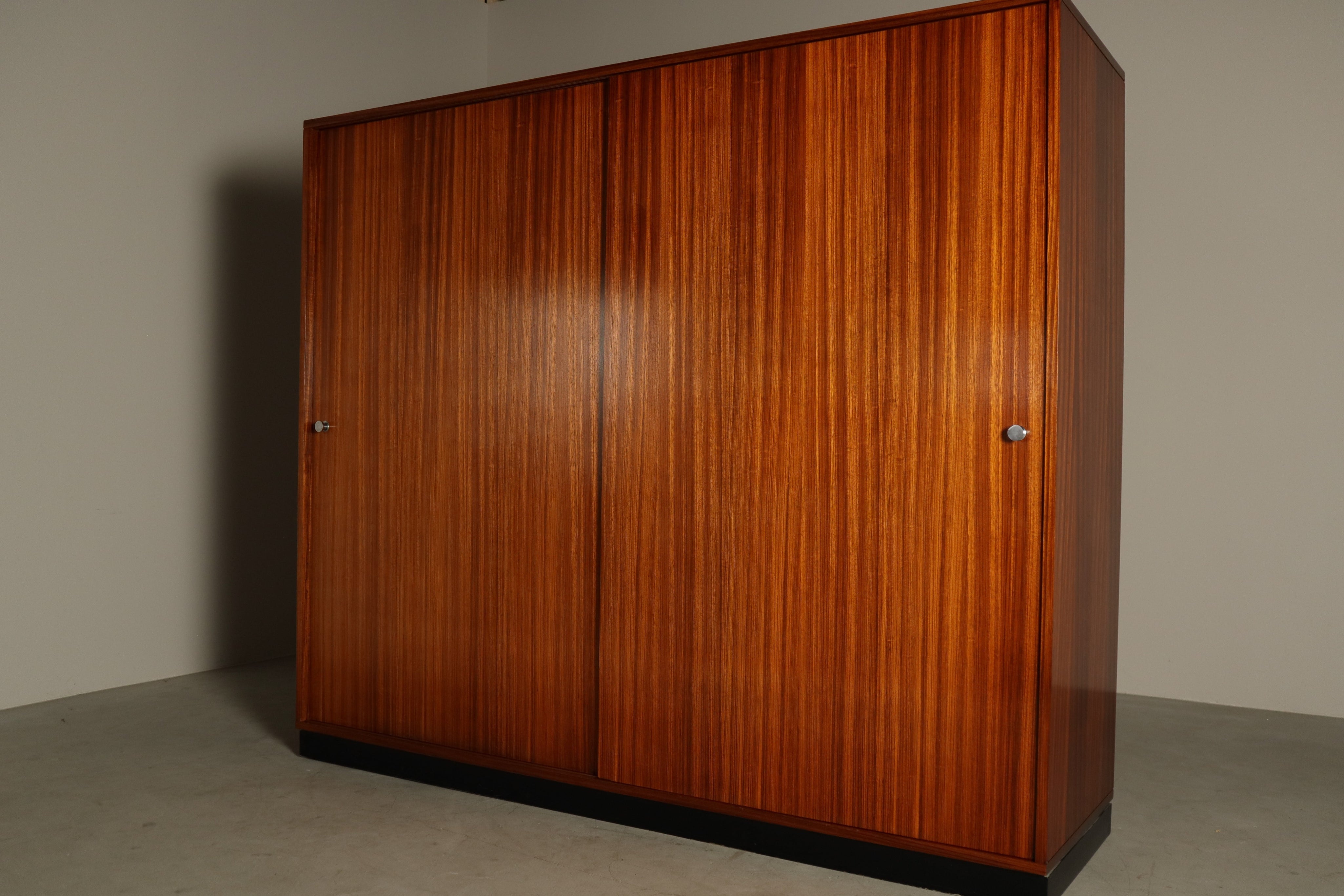 Alfred_Hendrickx_wardrobe_for_Belform,_early_1960s