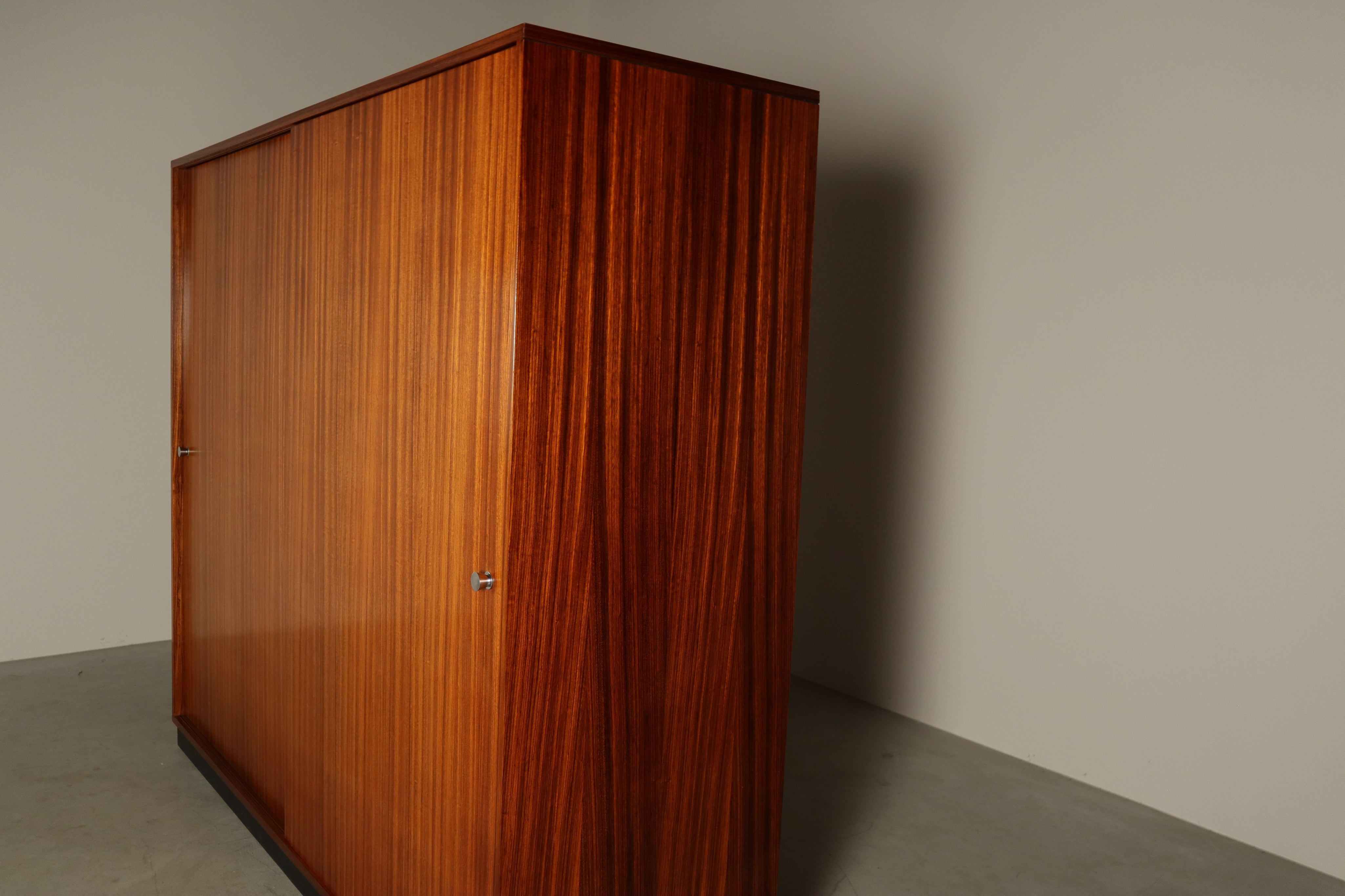 Alfred_Hendrickx_wardrobe_for_Belform,_early_1960s