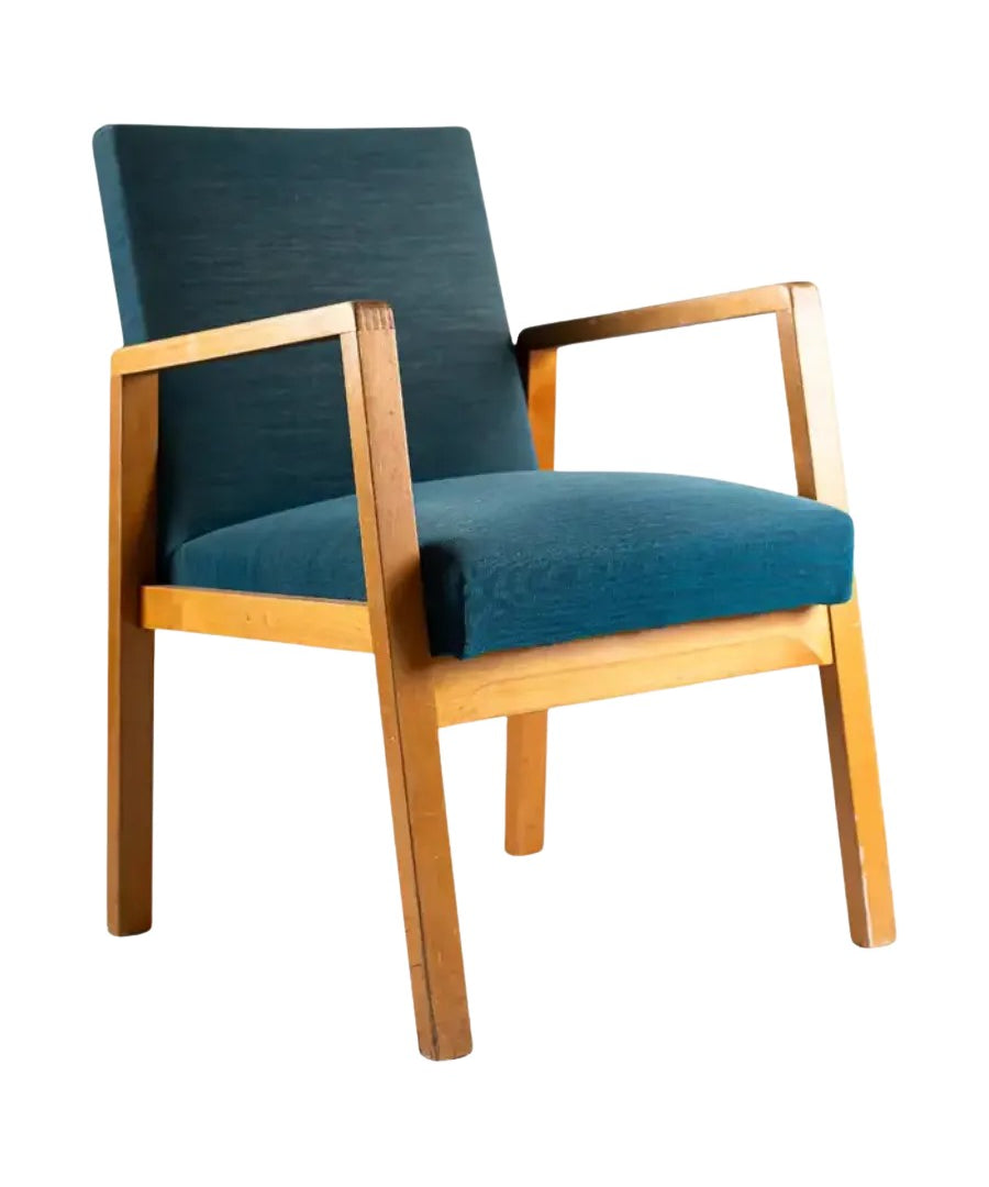 Alvar_Aalto_Chair_403_for_Oy_Huonekalu-_ja_Rakennustyötehdas_Ab,_1930s,_Finland