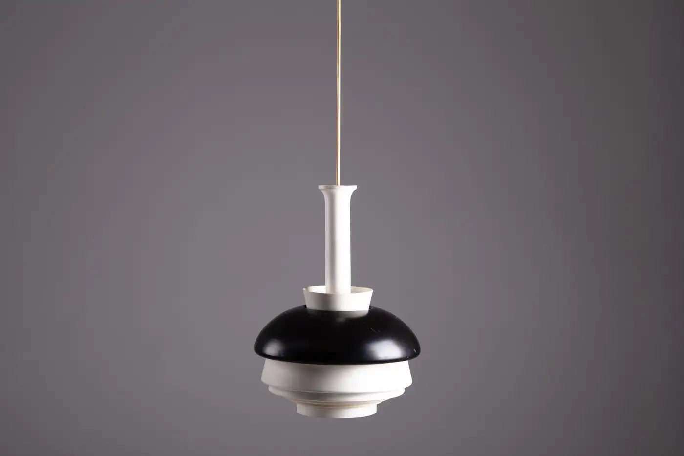 Alvar_Aalto_Pendant_Lamp_Model_A335B_for_Valaistustyö_KY,_1950s,_Finland
