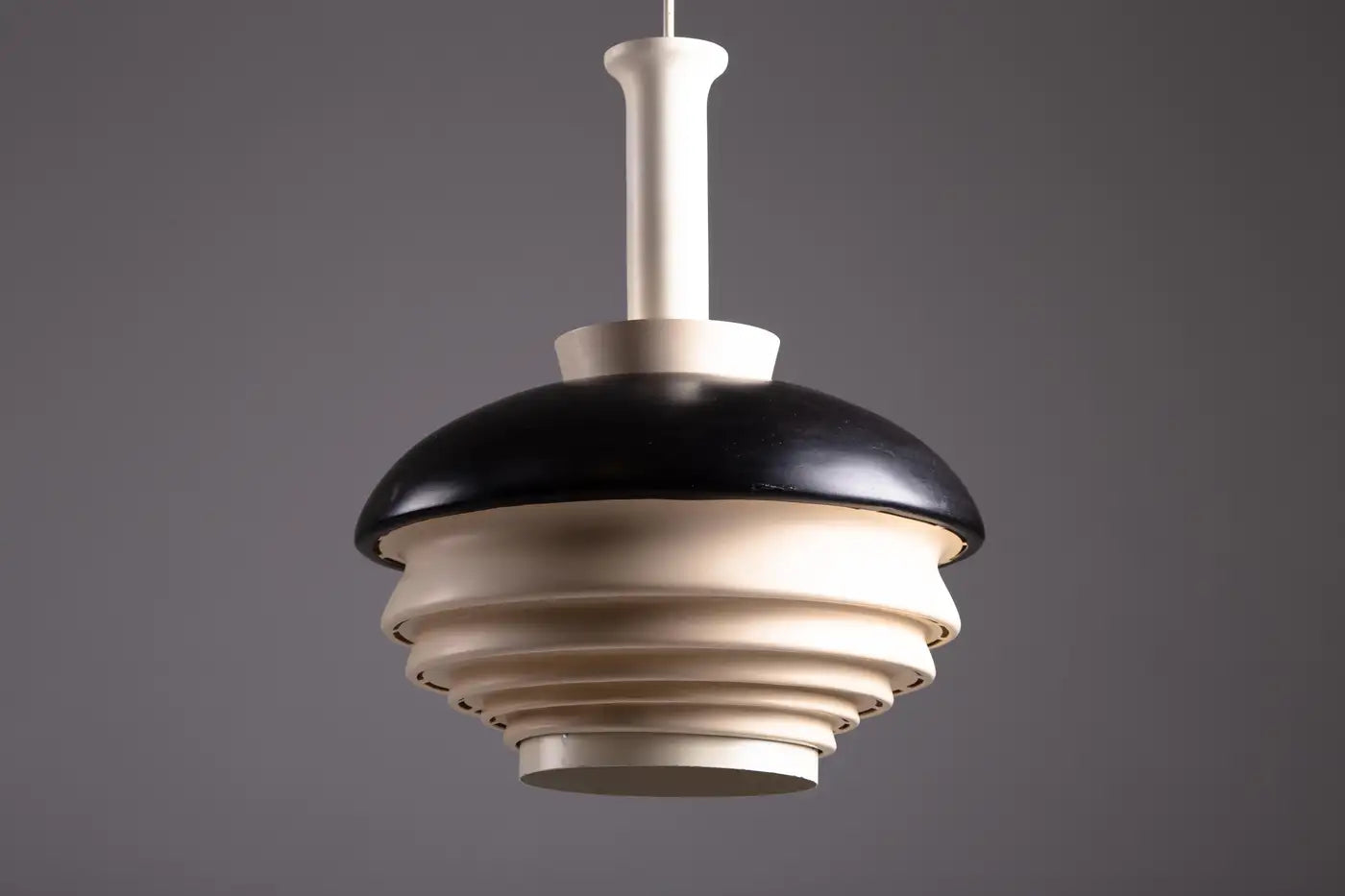 Alvar_Aalto_Pendant_Lamp_Model_A335B_for_Valaistustyö_KY,_1950s,_Finland