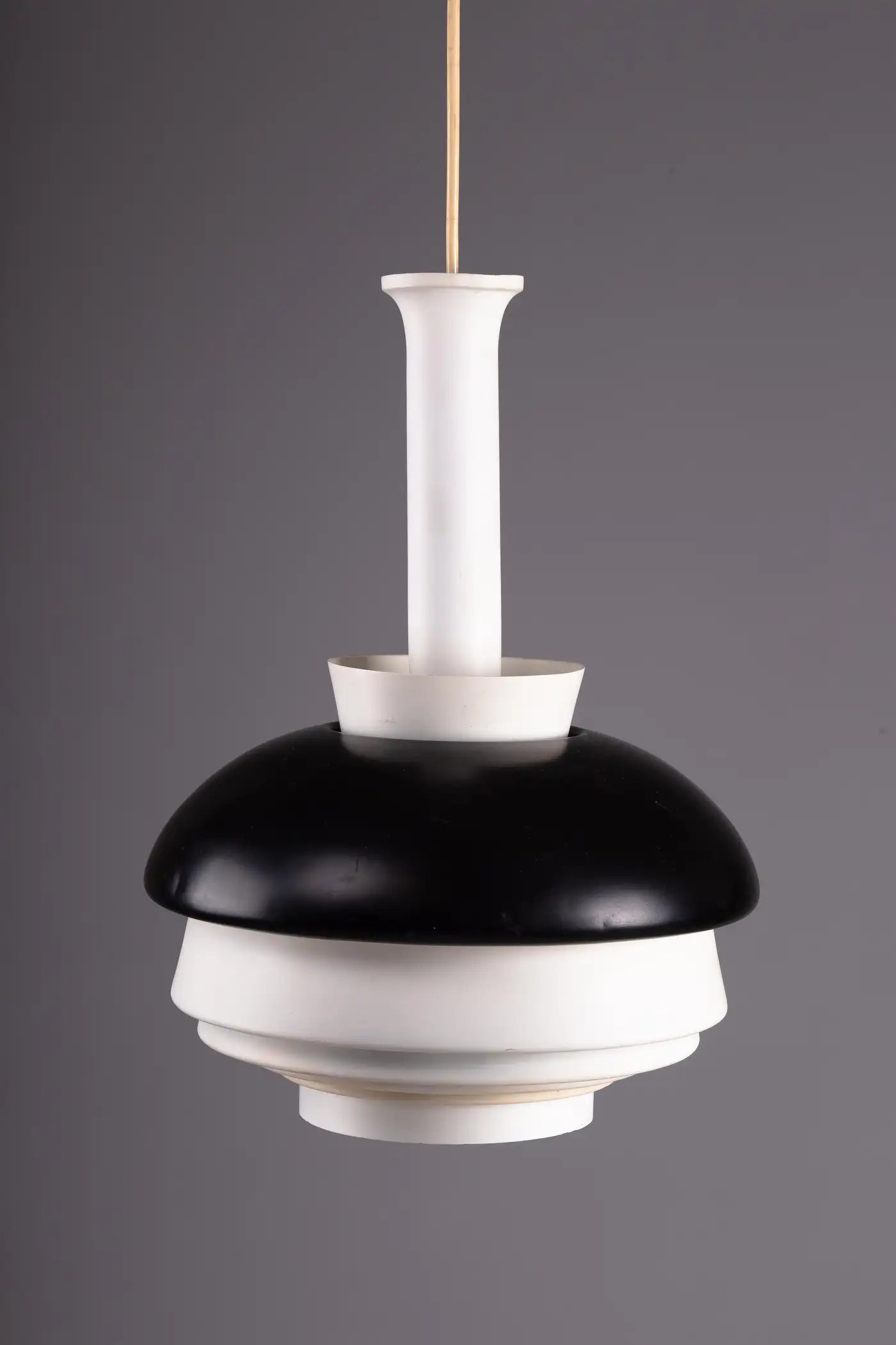 Alvar_Aalto_Pendant_Lamp_Model_A335B_for_Valaistustyö_KY,_1950s,_Finland