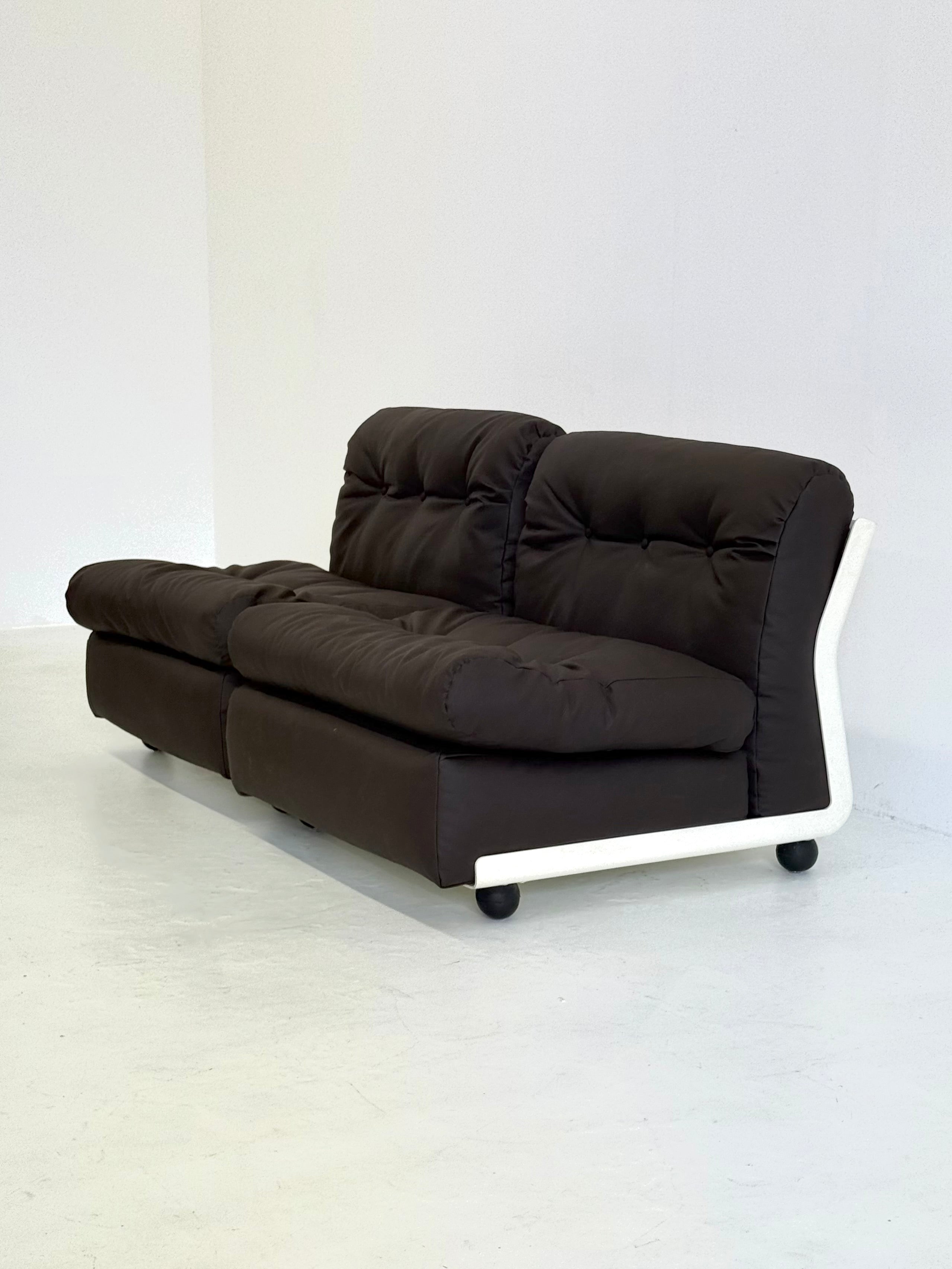 Set_of_2_Amanta_Modular_Armchairs_by_Mario_Bellini_for_C&B_Italia,_Italy