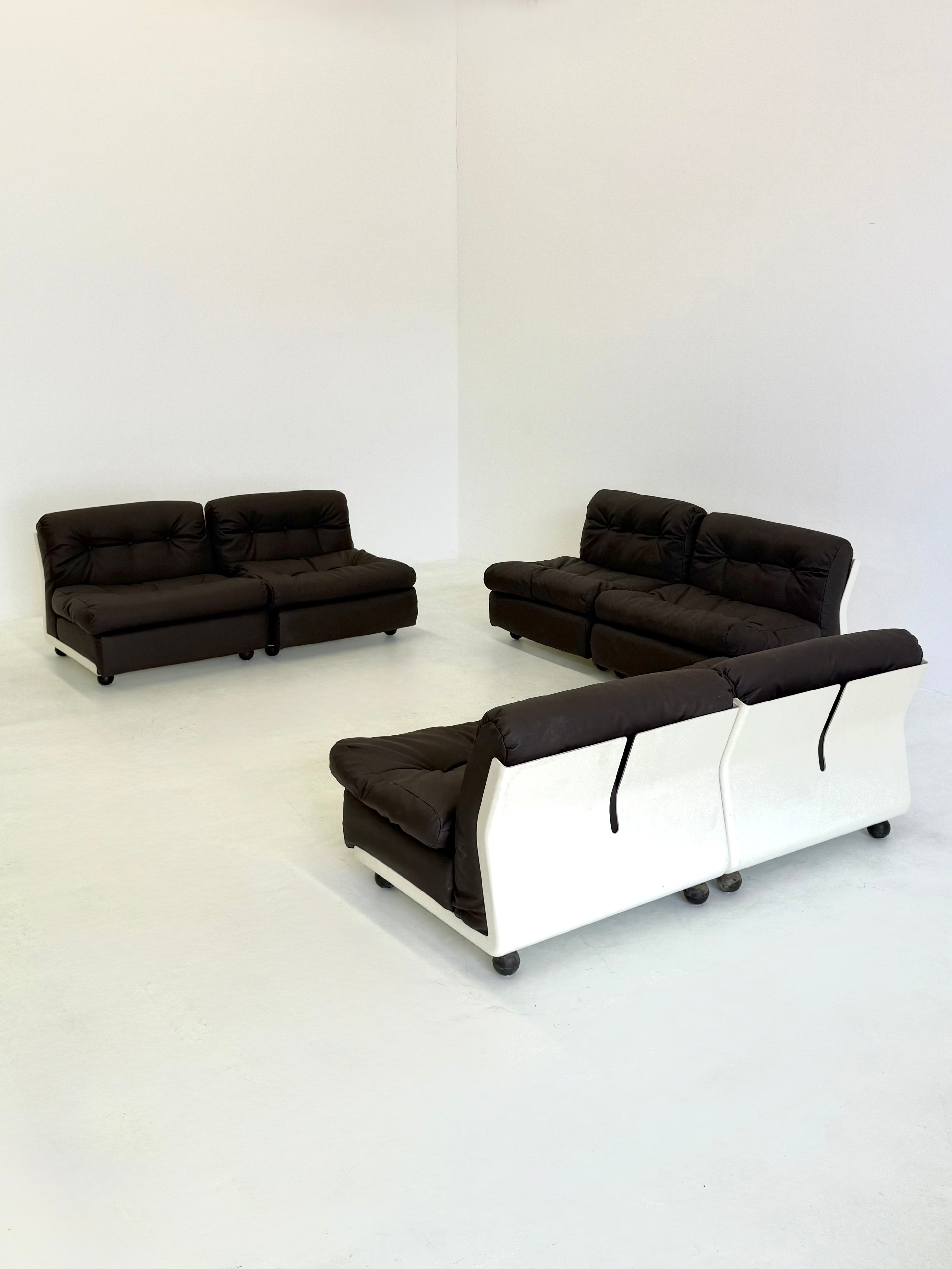 Set_of_2_Amanta_Modular_Armchairs_by_Mario_Bellini_for_C&B_Italia,_Italy
