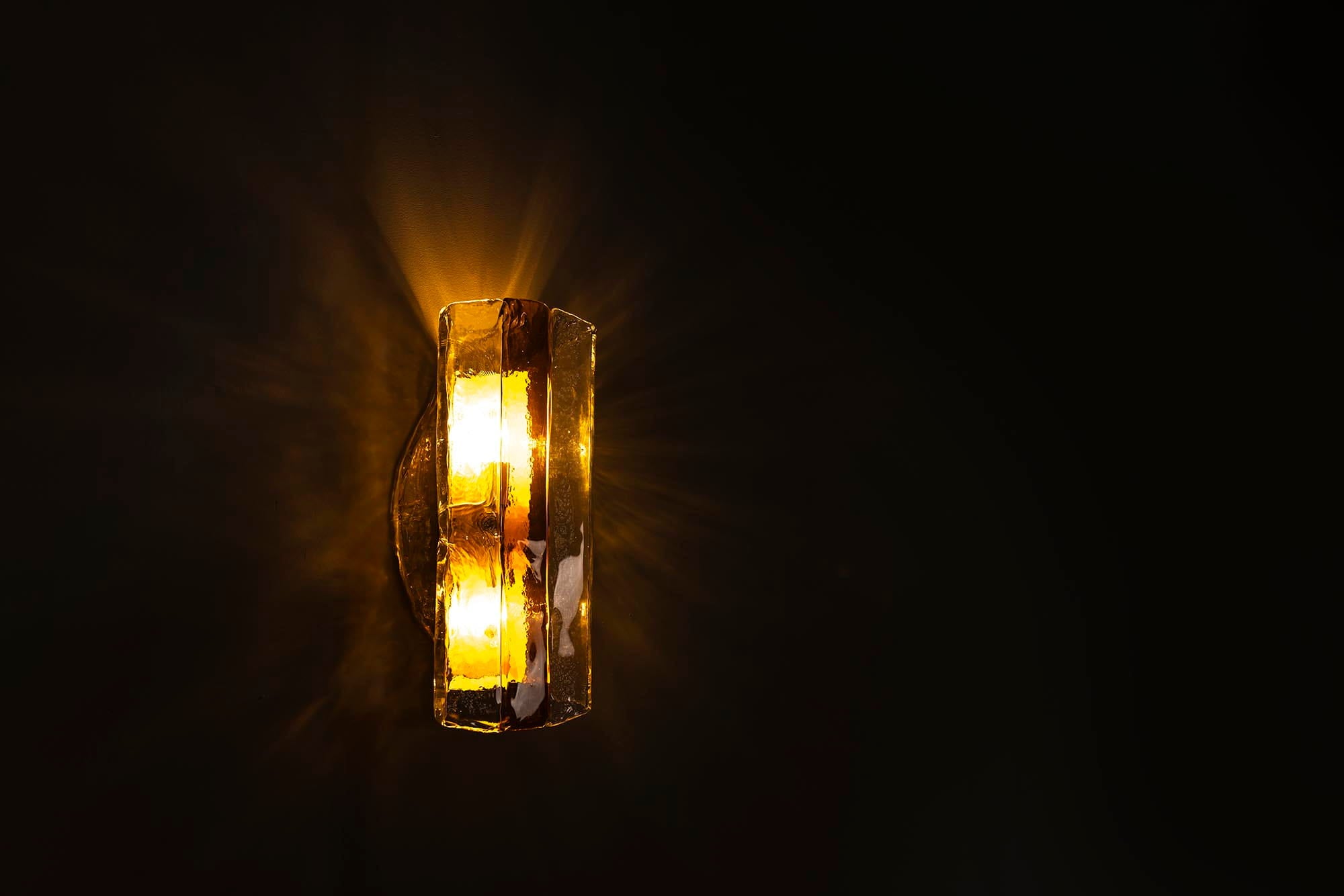 Carlo_Nason_Murano_Glass_Wall_Lamp_for_Mazzega,_1970s