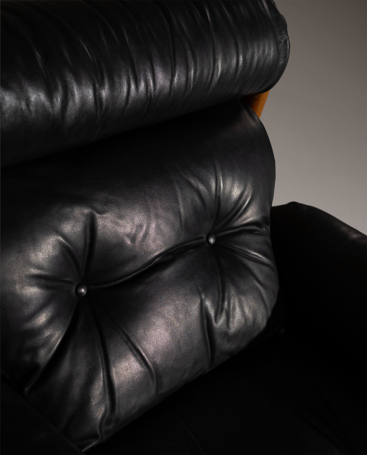 Amiral_Lounge_Chair_by_Eric_Merthen_for_Ire_Möbler,_Swedish_Mid_Century_Modern_Leather_Armchair