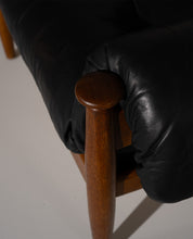 Amiral_Lounge_Chair_by_Eric_Merthen_for_Ire_Möbler,_Swedish_Mid_Century_Modern_Leather_Armchair