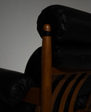 1960s_“Amiral”_Black_Leather_Sofa_by_Eric_Merthen_for_Ire_Möbel,_Sweden