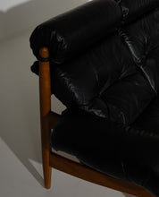 1960s_“Amiral”_Black_Leather_Sofa_by_Eric_Merthen_for_Ire_Möbel,_Sweden