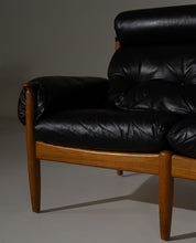 1960s_“Amiral”_Black_Leather_Sofa_by_Eric_Merthen_for_Ire_Möbel,_Sweden
