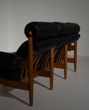 1960s_“Amiral”_Black_Leather_Sofa_by_Eric_Merthen_for_Ire_Möbel,_Sweden