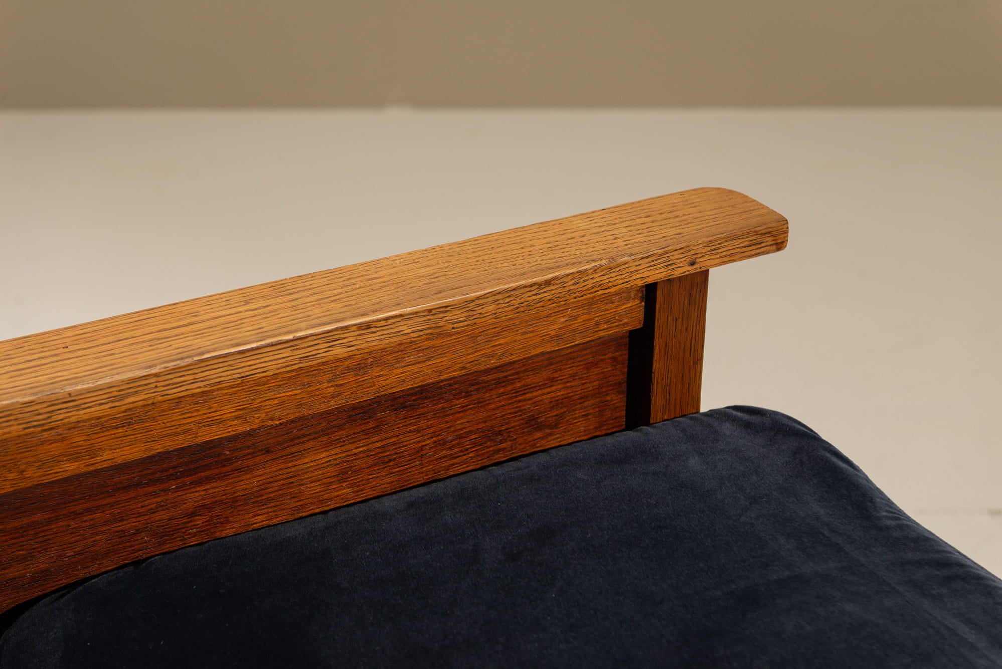 Dutch_Amsterdam_School_Oak_Lounge_Chair_with_Velvet_Upholstery