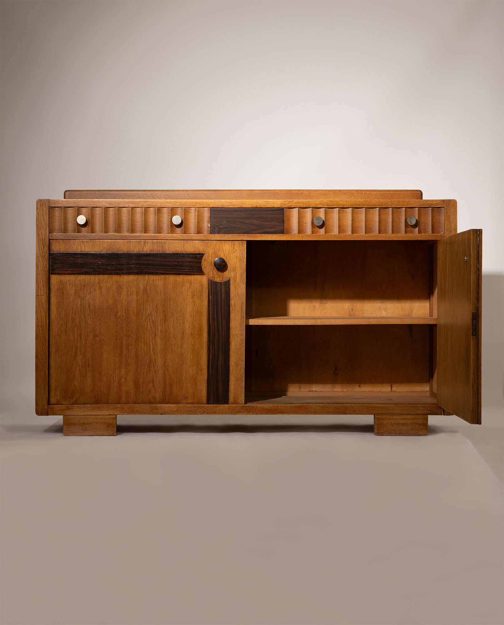 Amsterdam_School_Oak_Sideboard_with_Coromandel_Inlays,_1920-1930