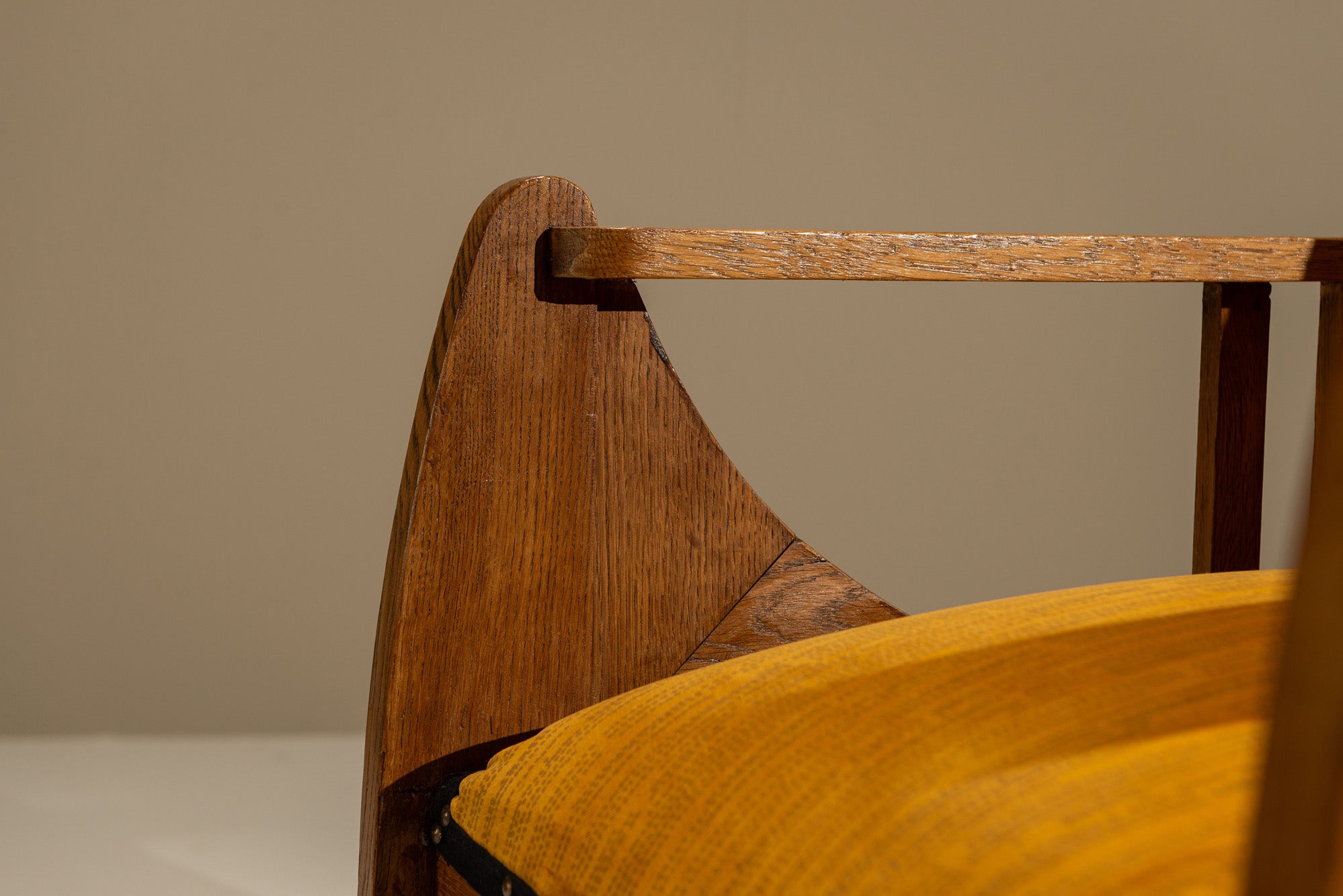 Amsterdam_School_Oak_Reclining_Armchair_with_Ochre_Upholstery
