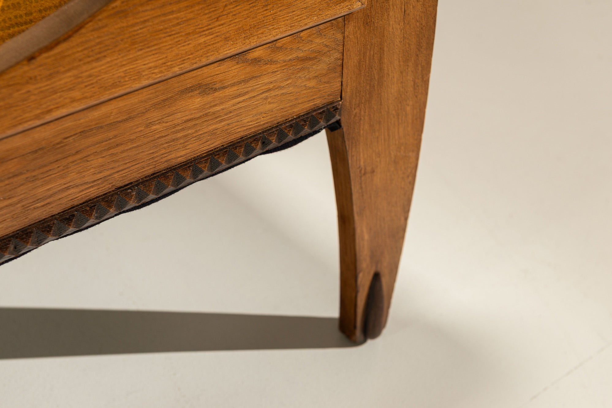 Amsterdam_School_Oak_Reclining_Armchair_with_Ochre_Upholstery