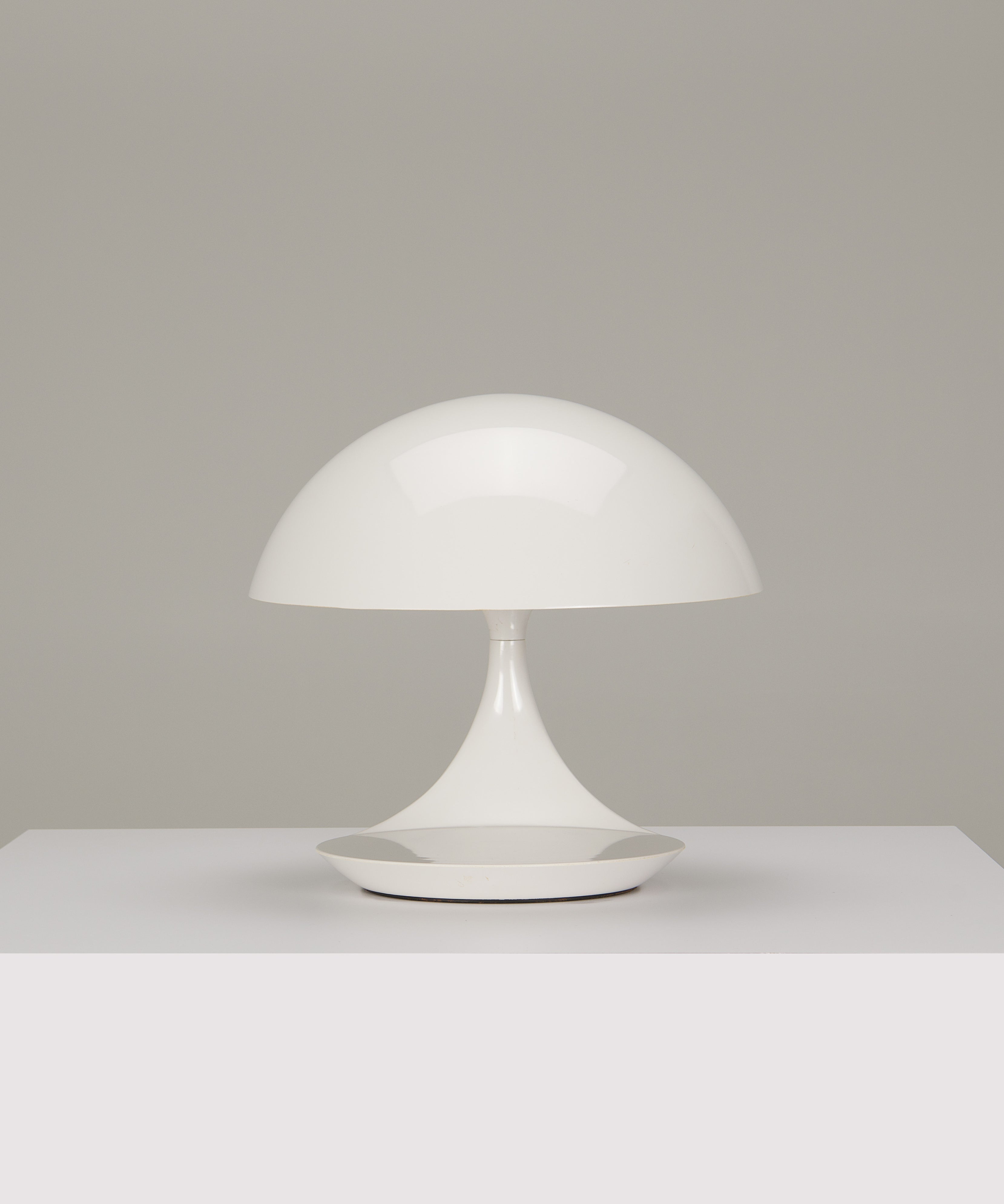 Cobra_629_Table_Lamp_by_Elio_Martinelli_for_Martinelli_Luce_1968_Italy