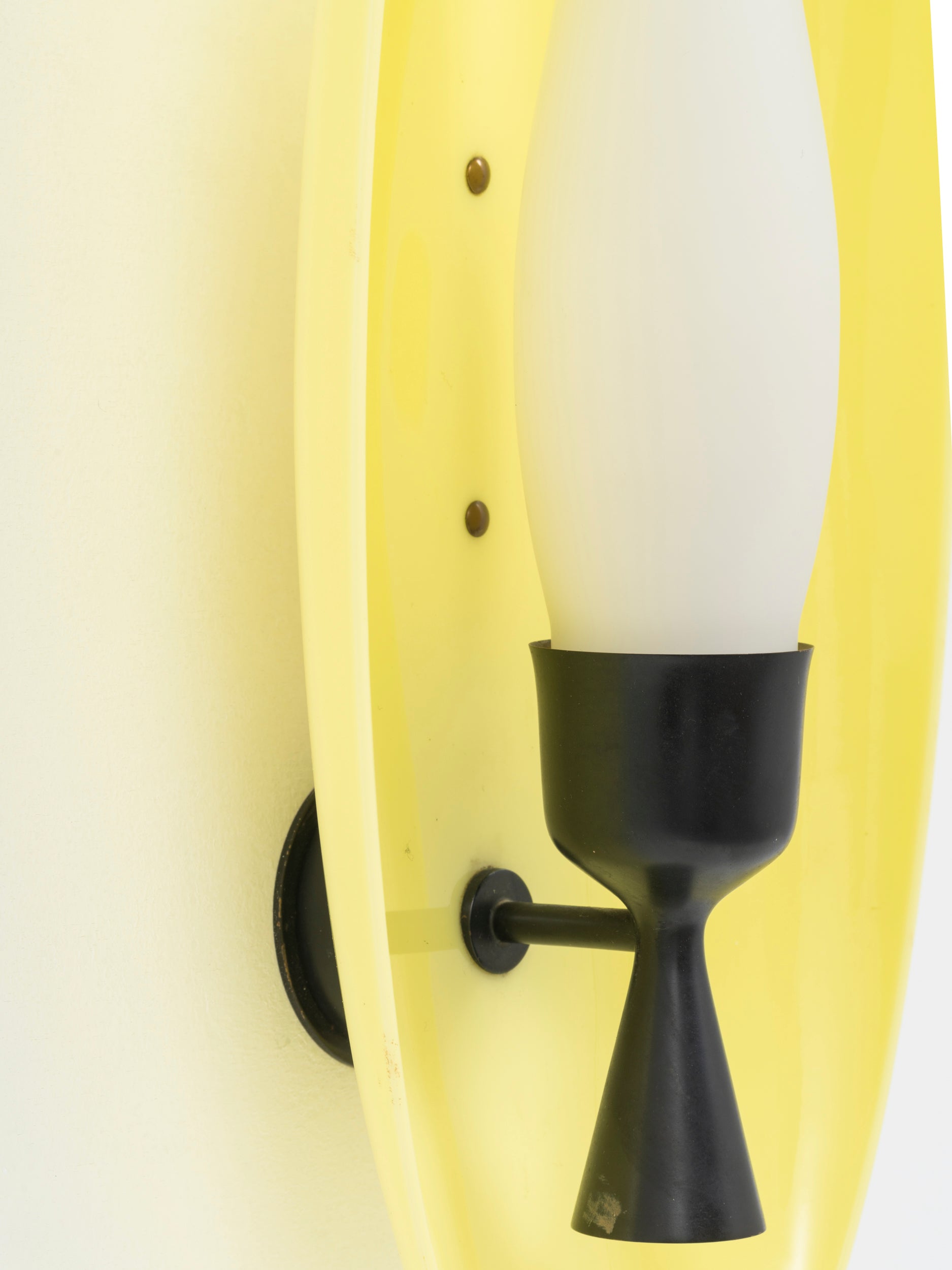 Angelo_Lelii_'12645'_wall_lamp_for_Arredoluce,_1950s