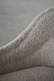 Antique_Chaise_Longue_in_Lambswool