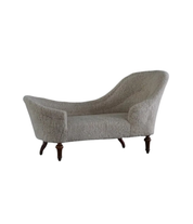 Antique_Chaise_Longue_in_Lambswool