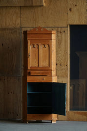Antique_Danish_Pine_Corner_Cabinet,_Two_Part_Scandinavian_Country_Cupboard,_18th_Century