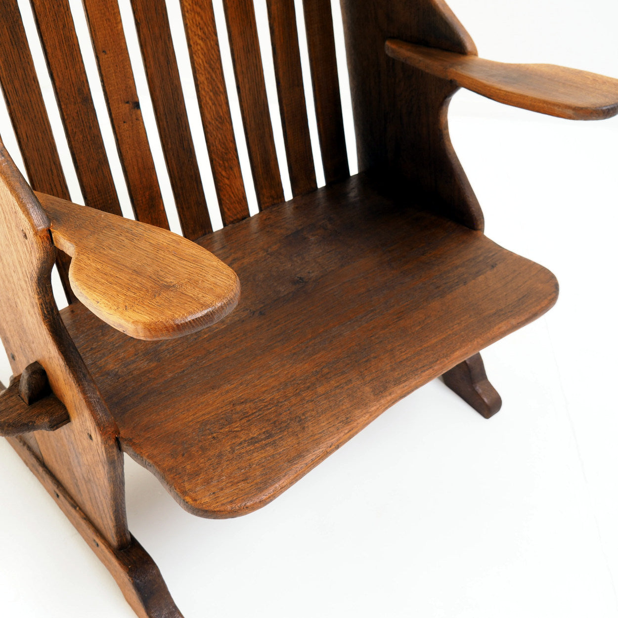 Antique_Dutch_Arts_and_Crafts_Hall_Bench_in_Solid_Oak_and_Red_Velvet,_Netherlands,_Early_1900s