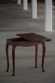 Antique_Mahogany_Game_Table_with_Fold_Over_Top,_England_19th_Century