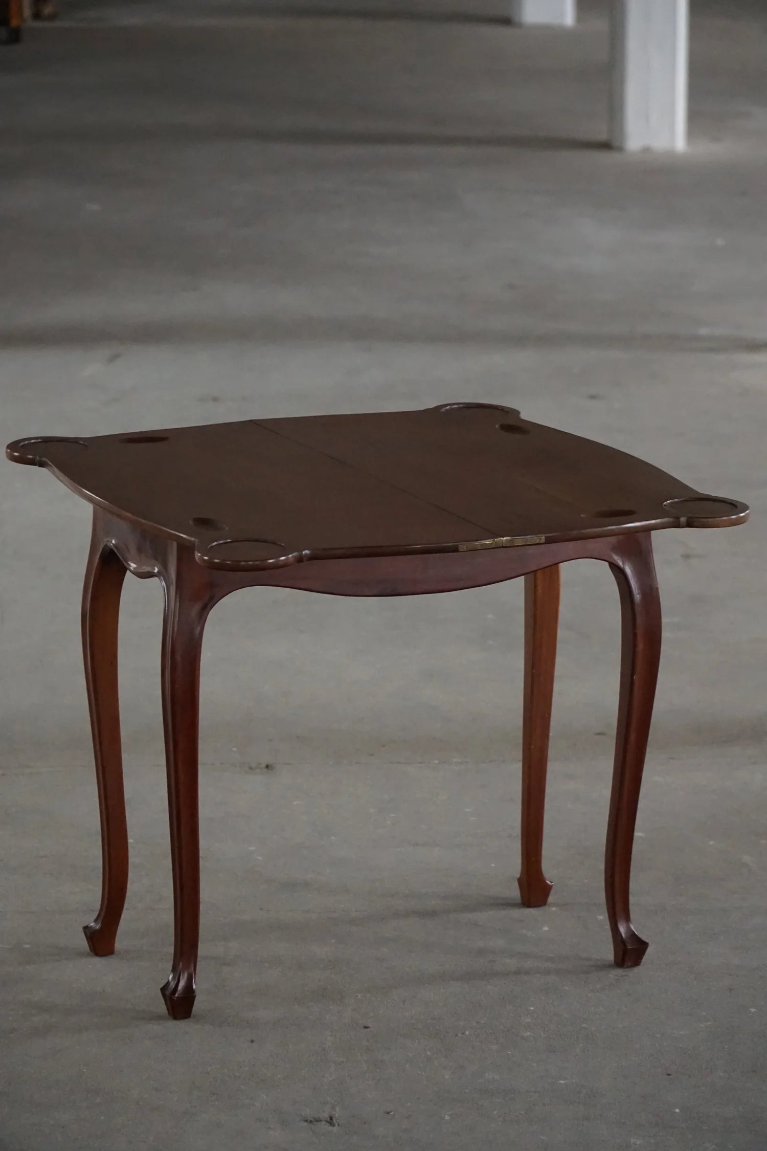 Antique_Mahogany_Game_Table_with_Fold_Over_Top,_England_19th_Century