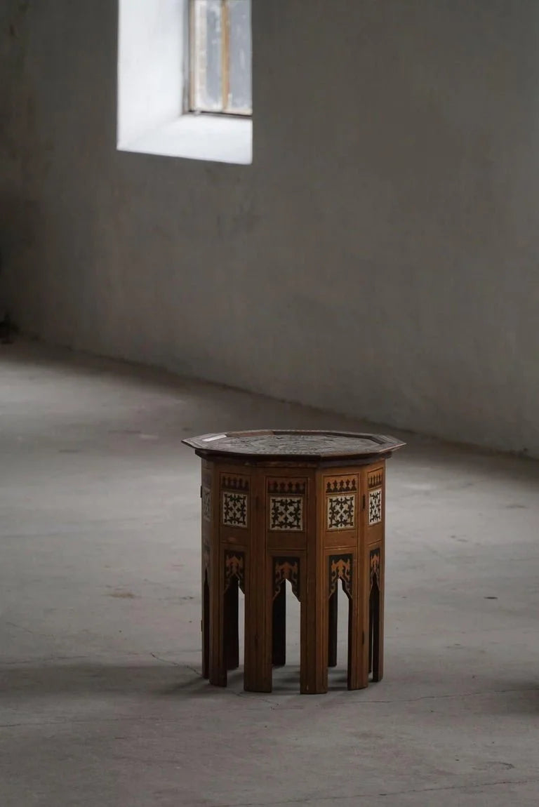 Antique_Octagon_Shaped_Side_Table_in_Oak_&_Mother-of-Pearl_Inlay,_Ottoman_Empire